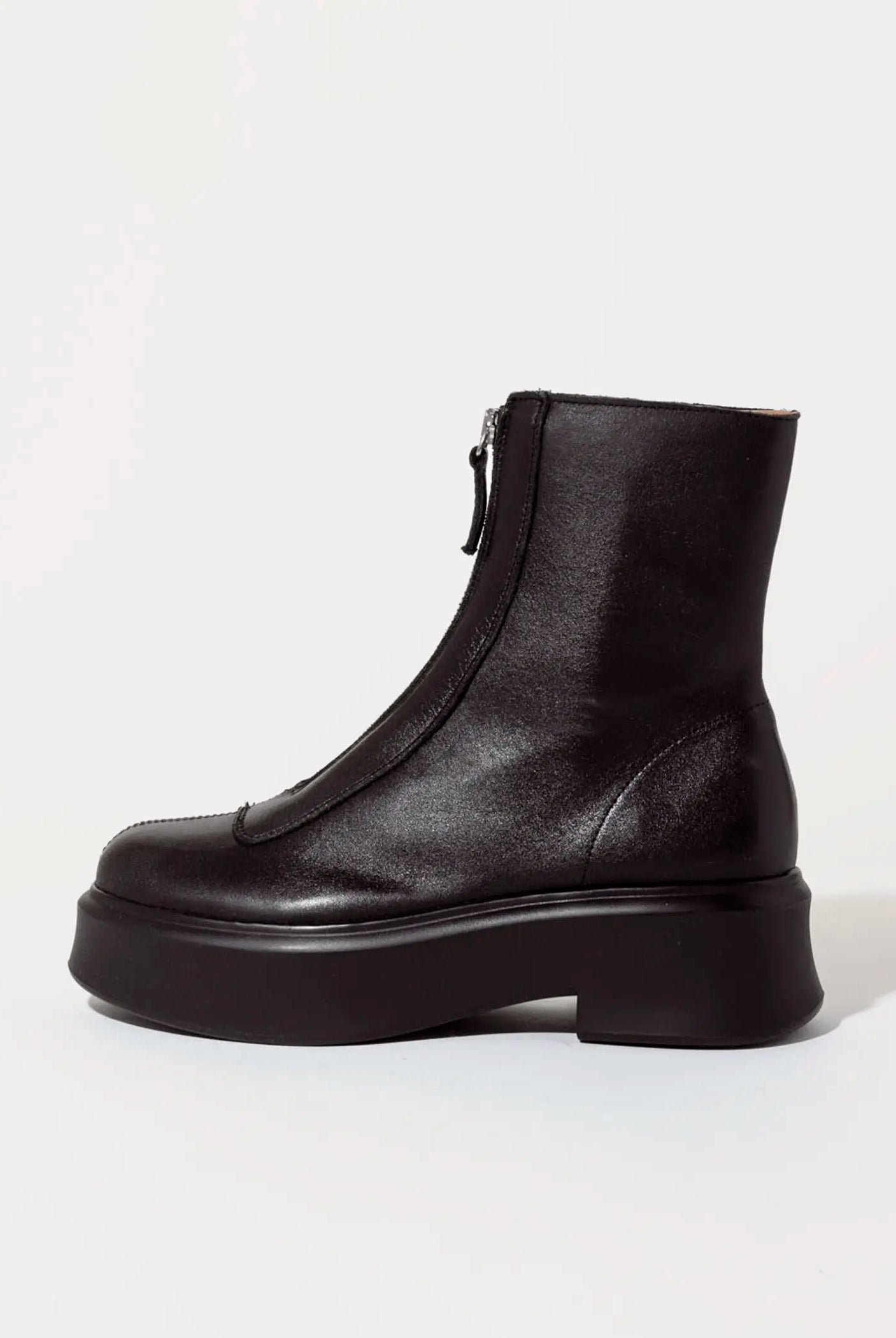 swatch_black jones center zip boot ankle boots