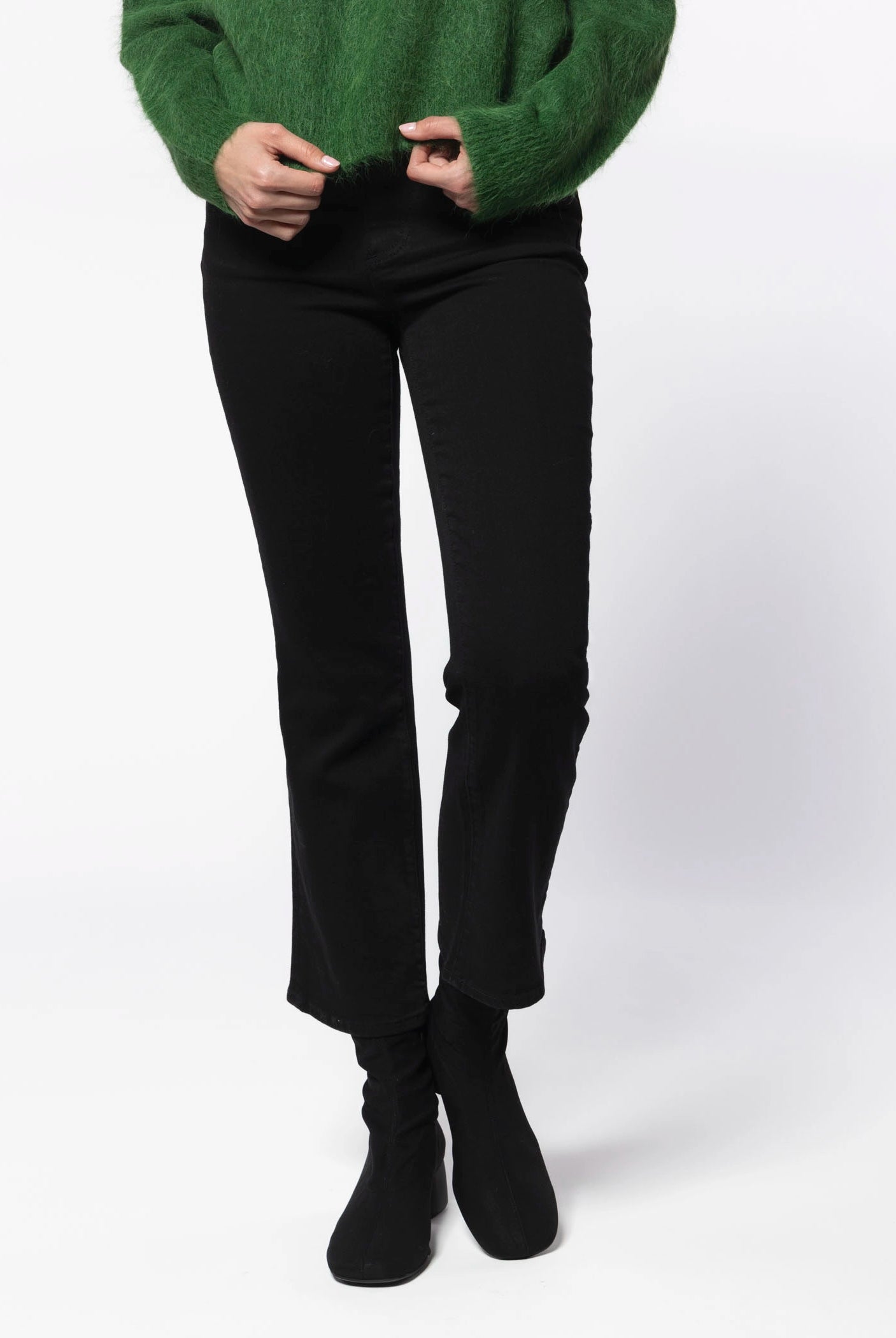 swatch_Noir lennon jean