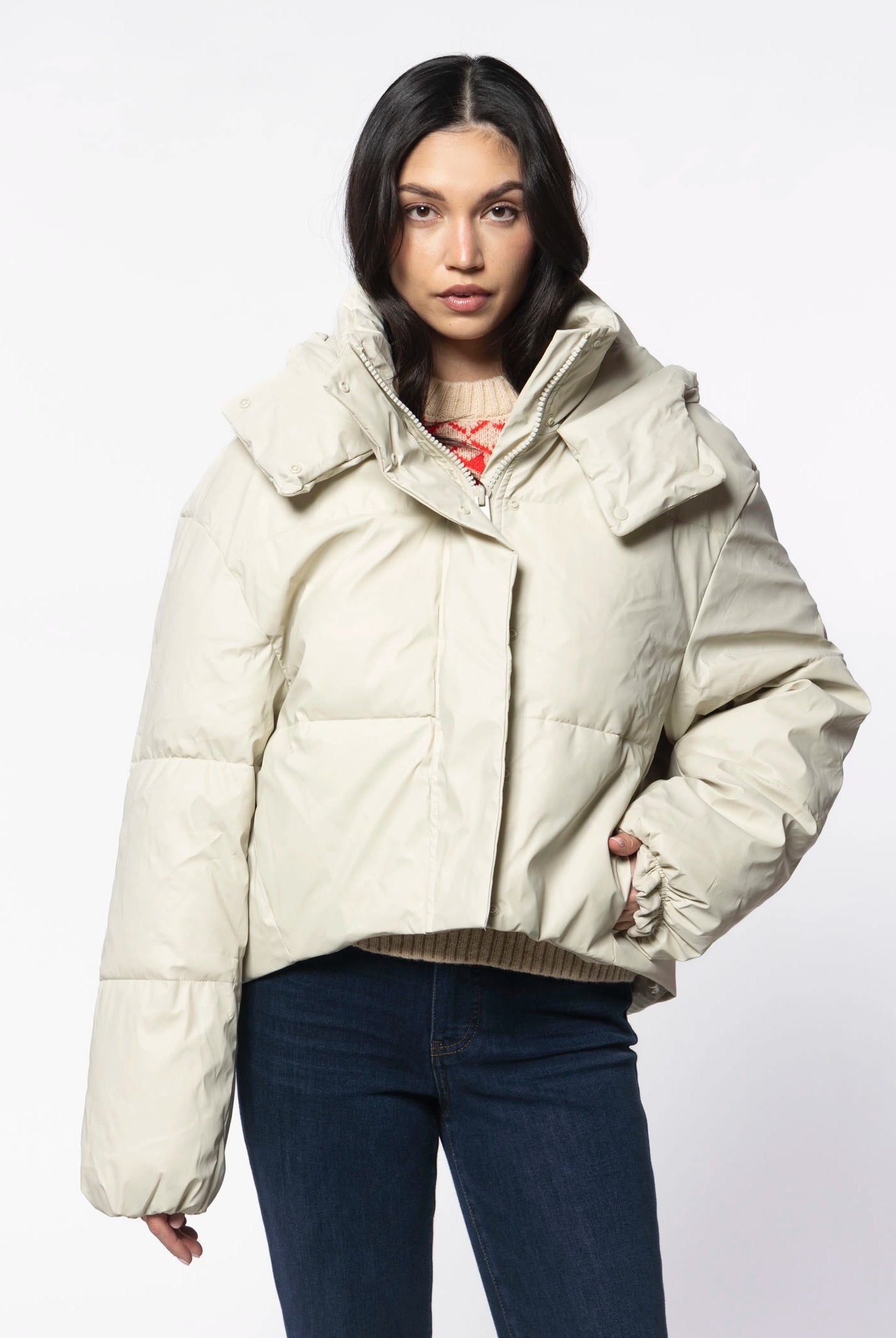 swatch_Bone puffer jacket