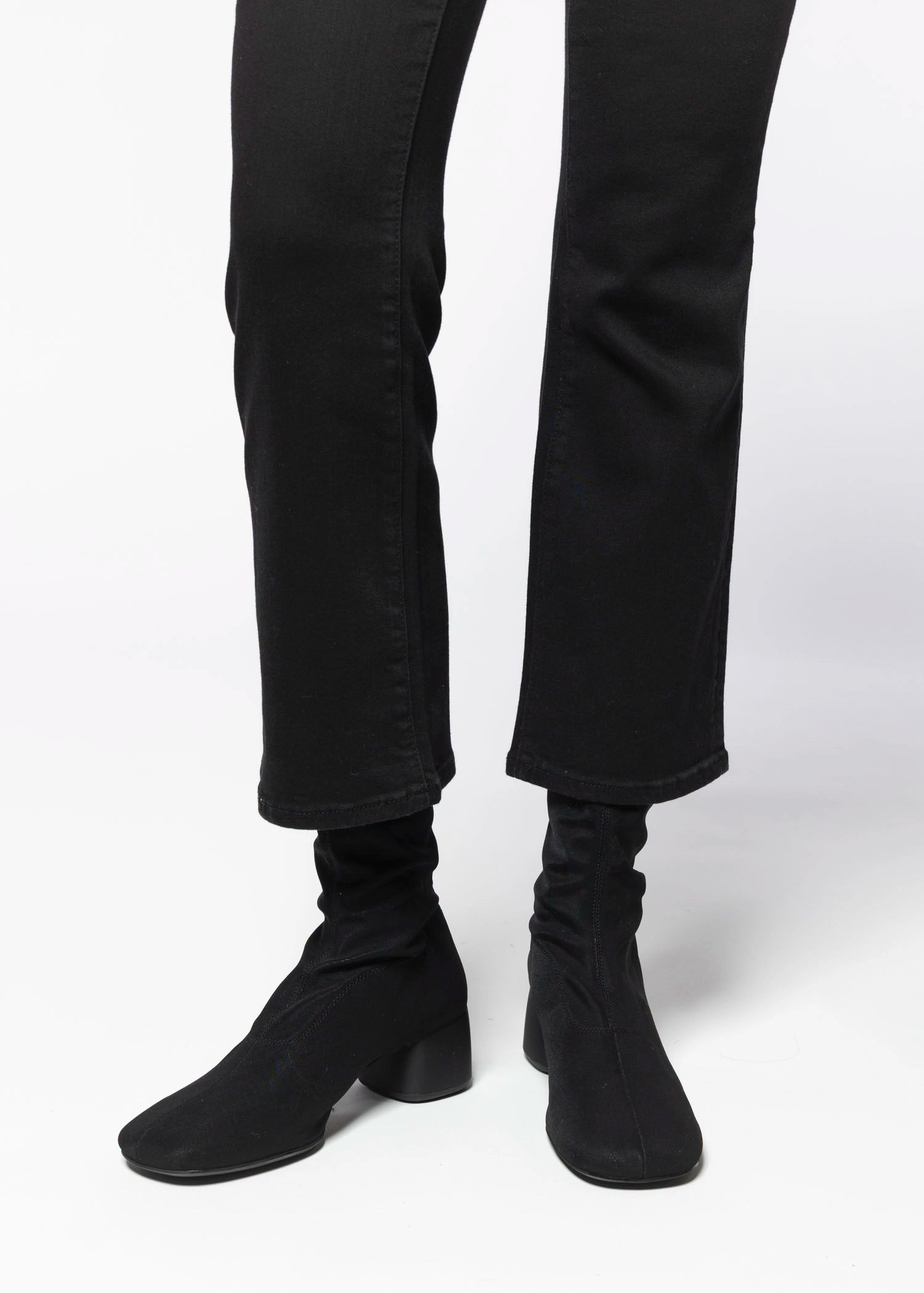 swatch_Black livia stretch boots