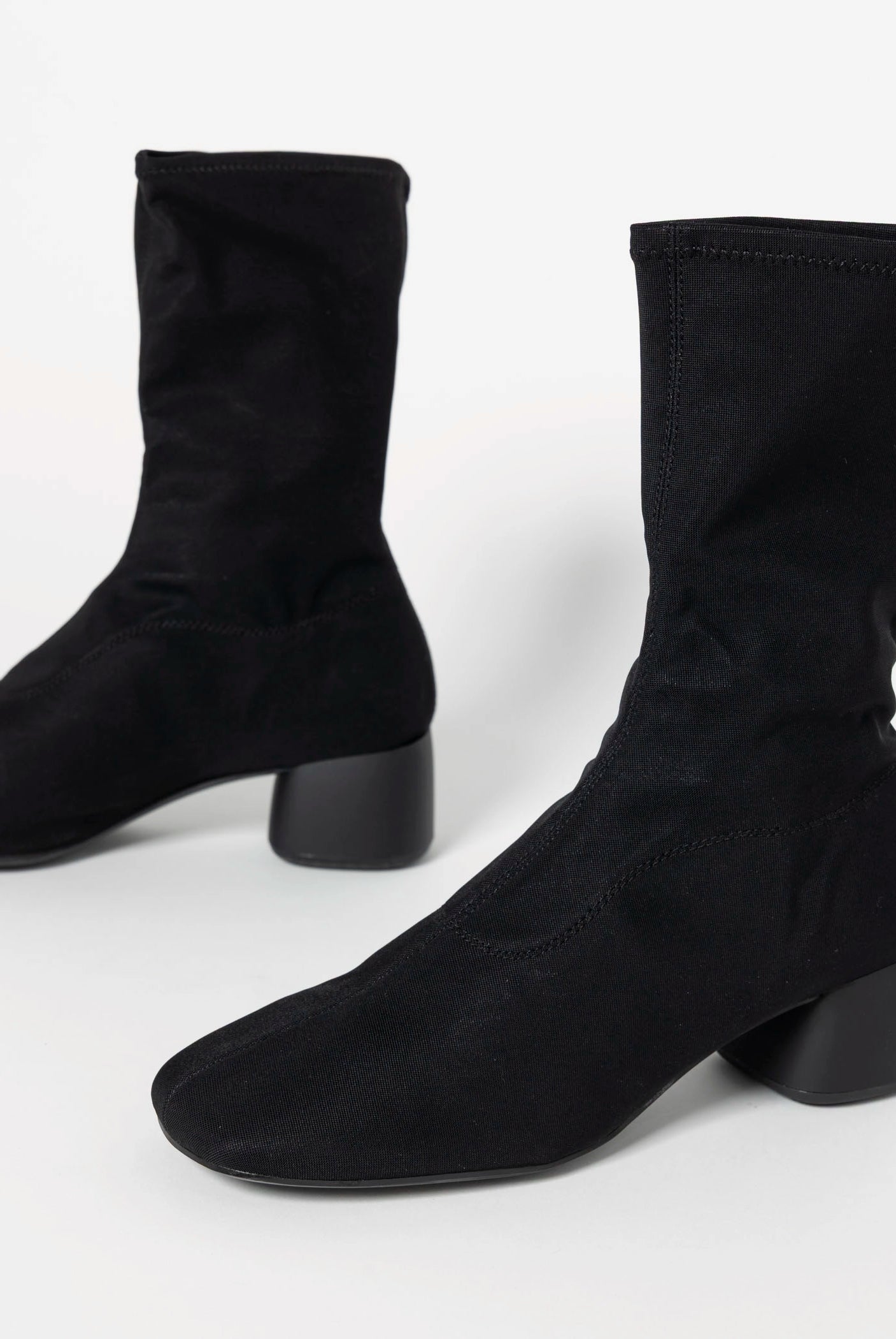 swatch_Black livia stretch boots