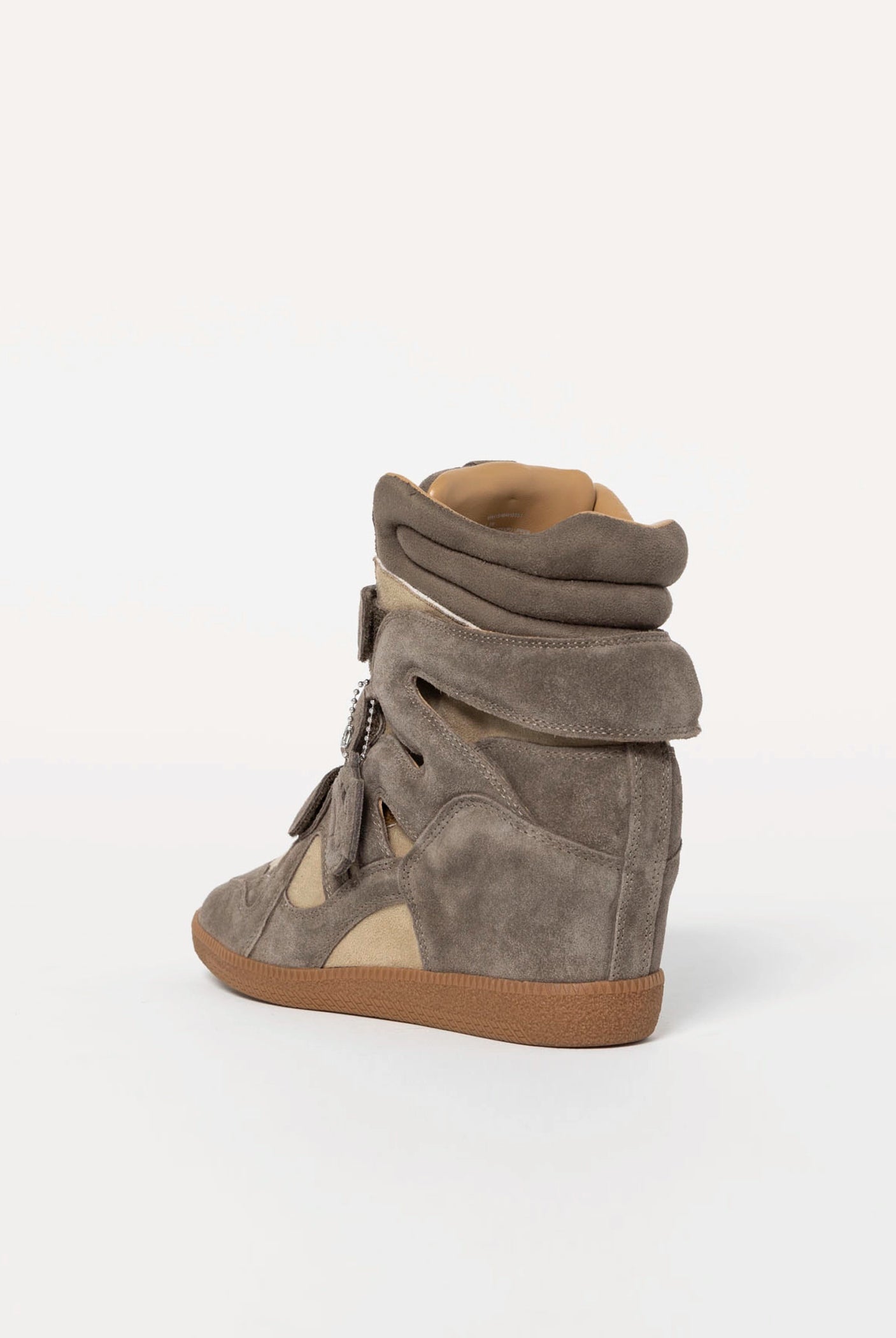 swatch_Taupe Suede mavis sneaker