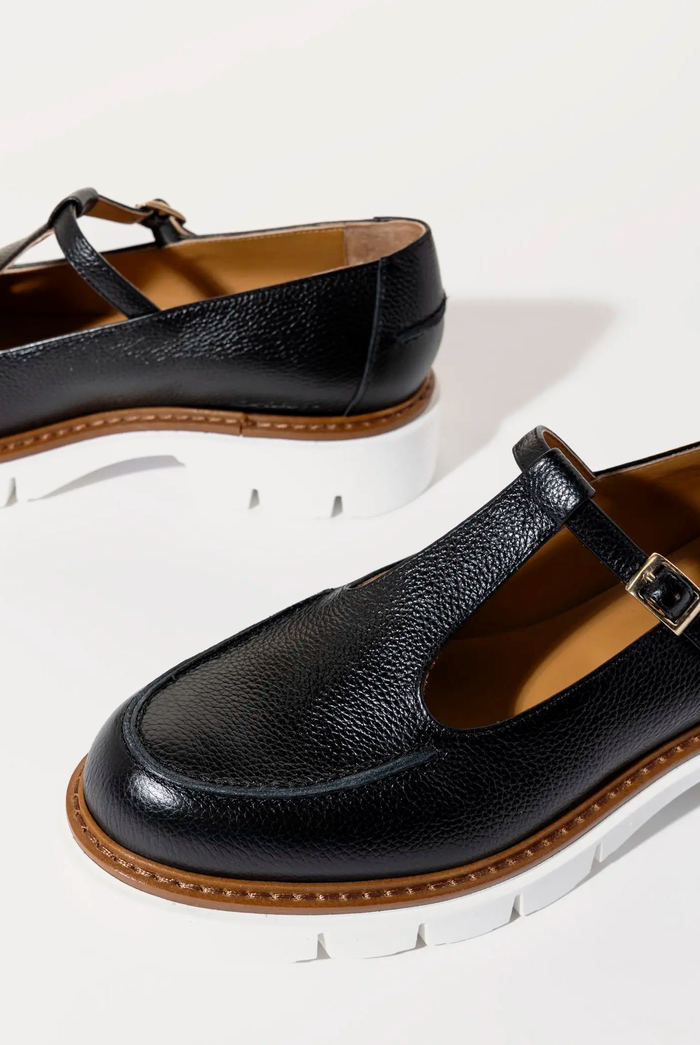 swatch_black leather olga mary jane flat shoes
