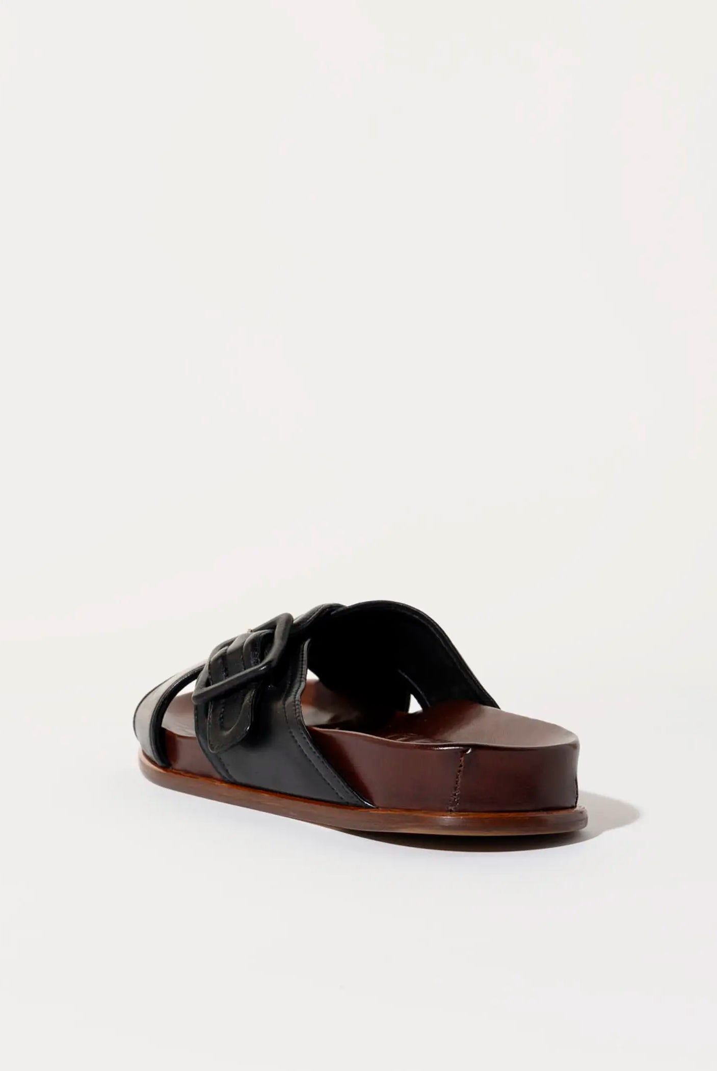 swatch_black leather crossband leather sandal flat sandals
