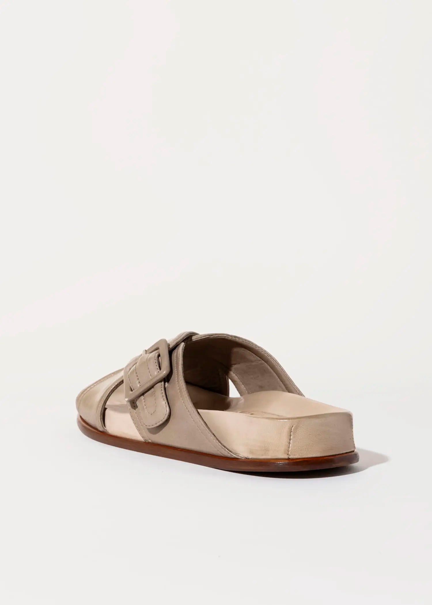 swatch_taupe leather crossband leather sandal flat sandals