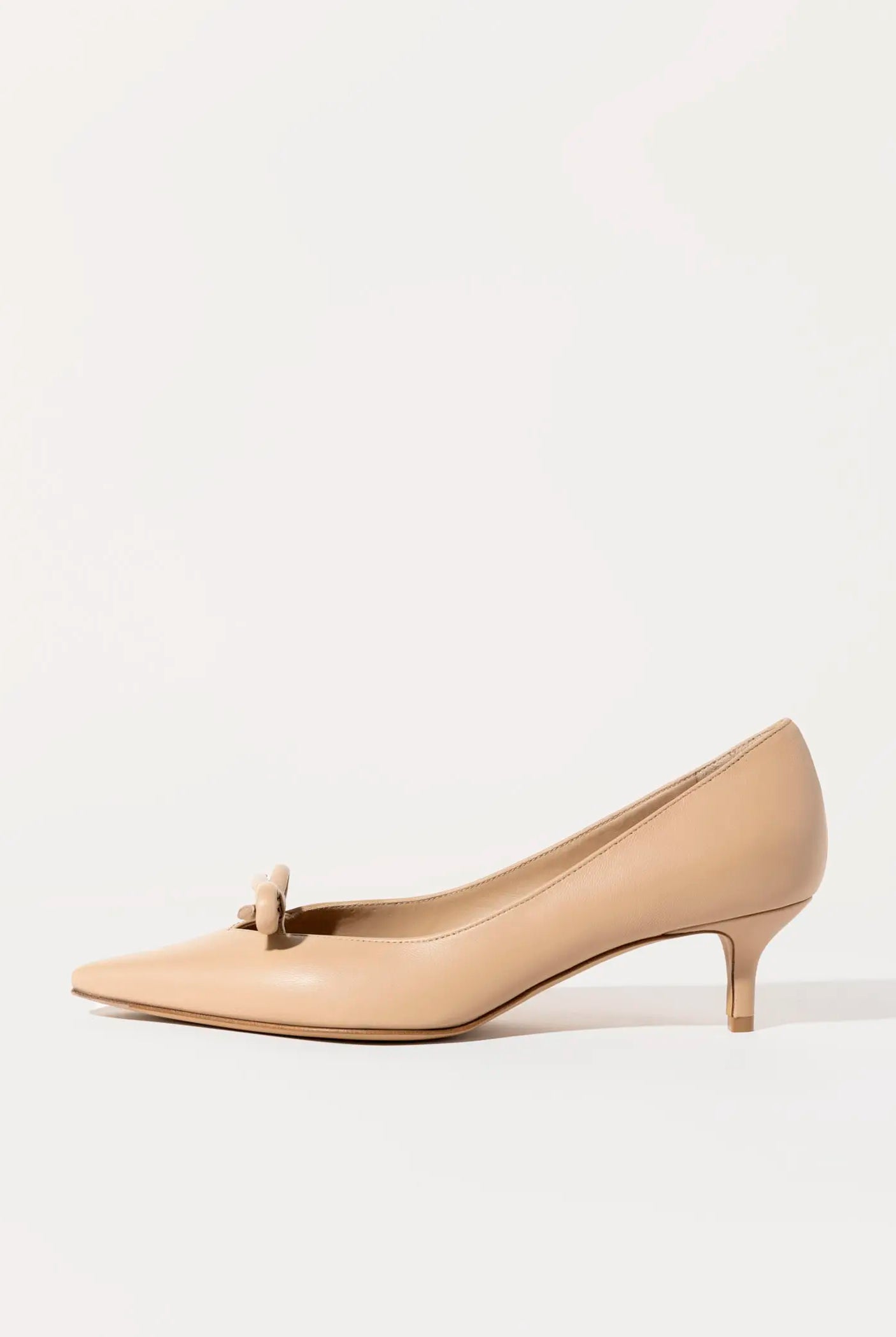 swatch_beige leather david leather pump heels