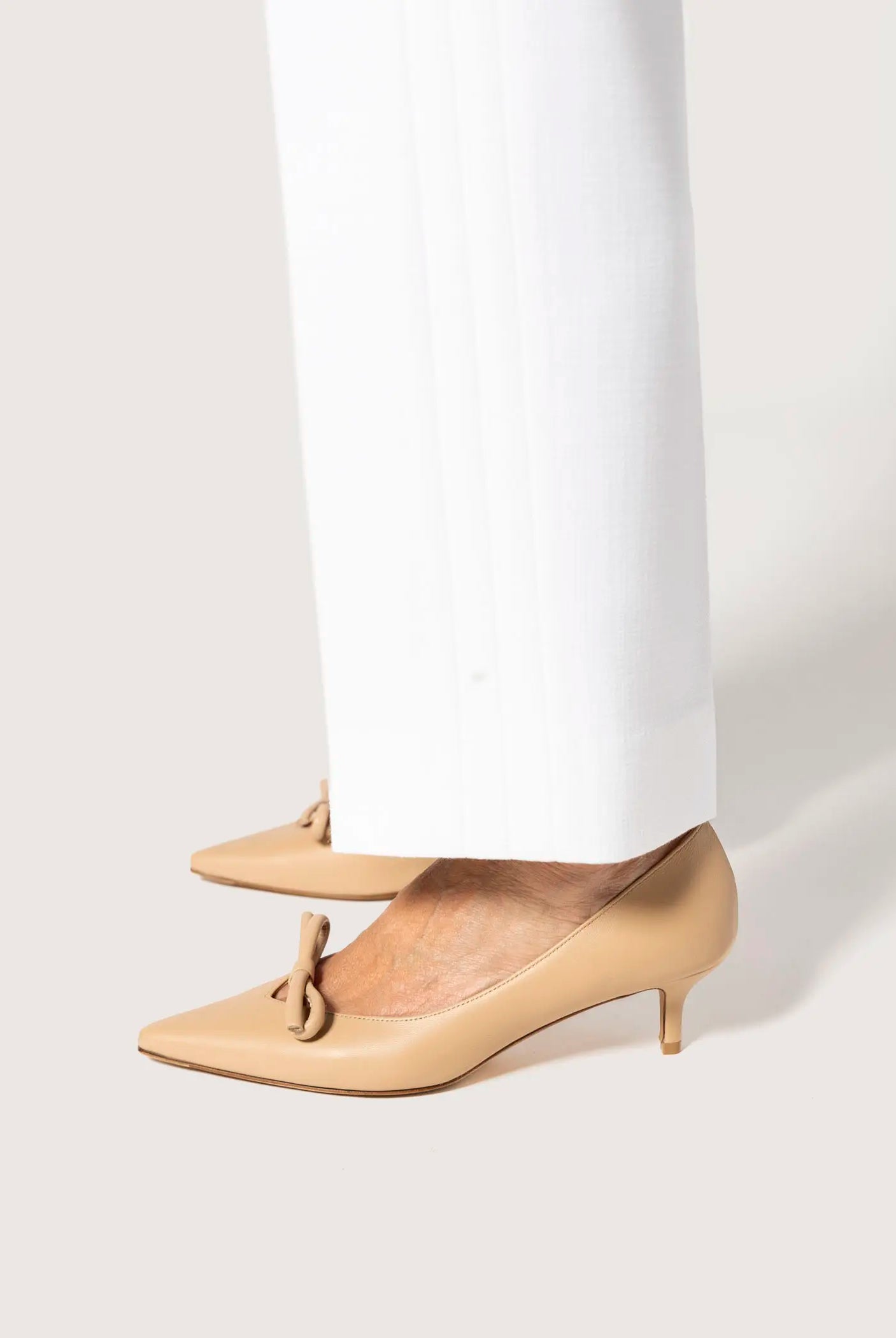 swatch_beige leather david leather pump heels