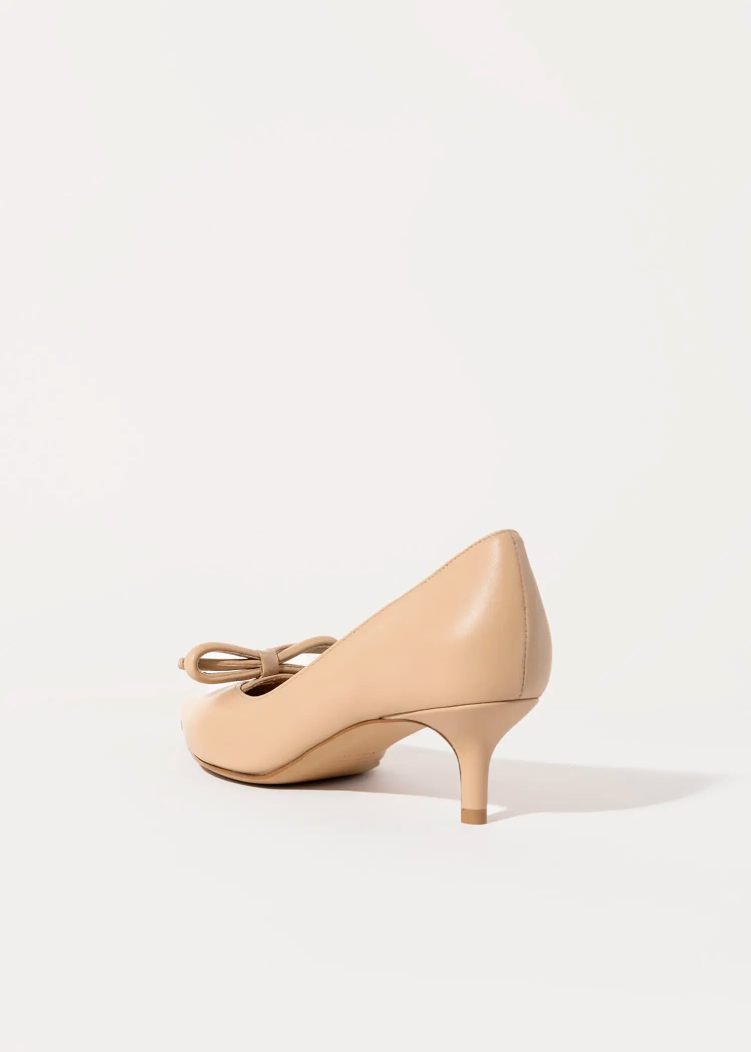 swatch_beige leather david leather pump heels