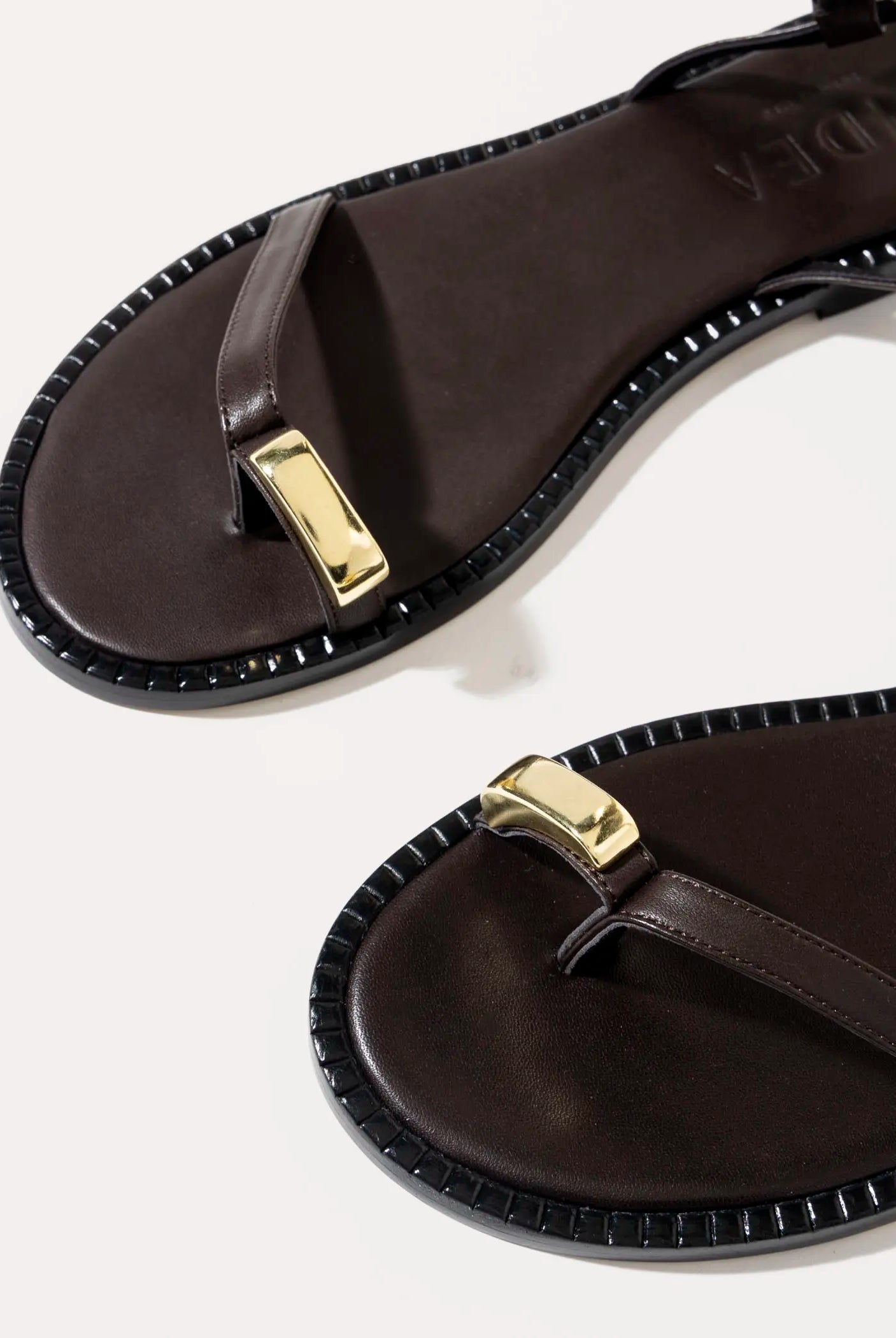 swatch_dark brown leather leather toe ring sandal flat sandals
