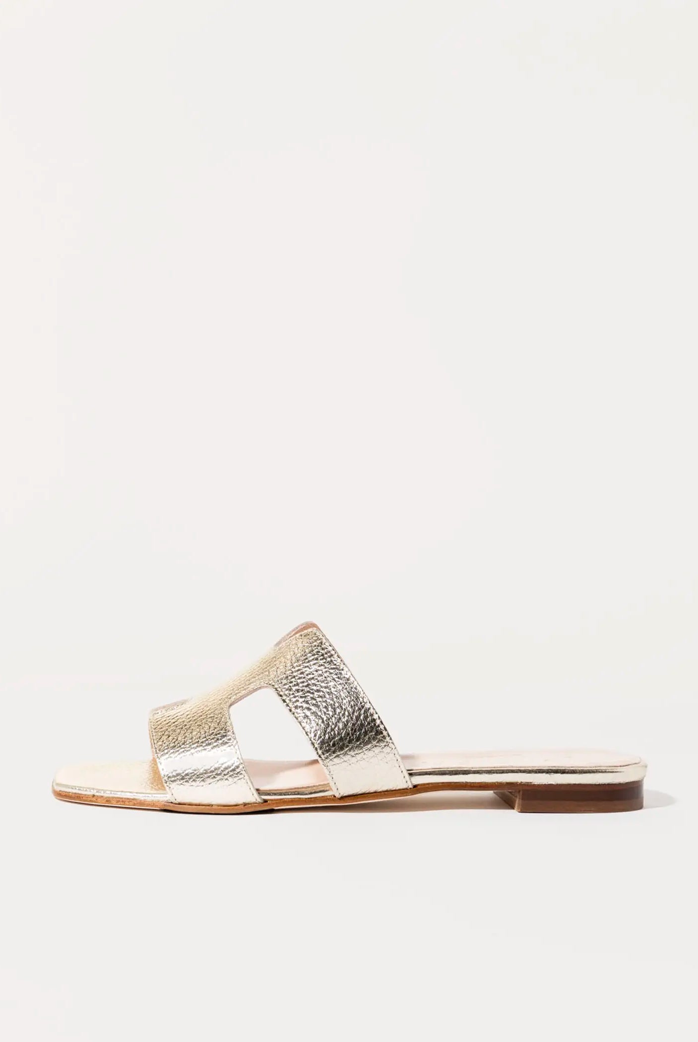 swatch_platino leather leather cutout sandal flat sandals
