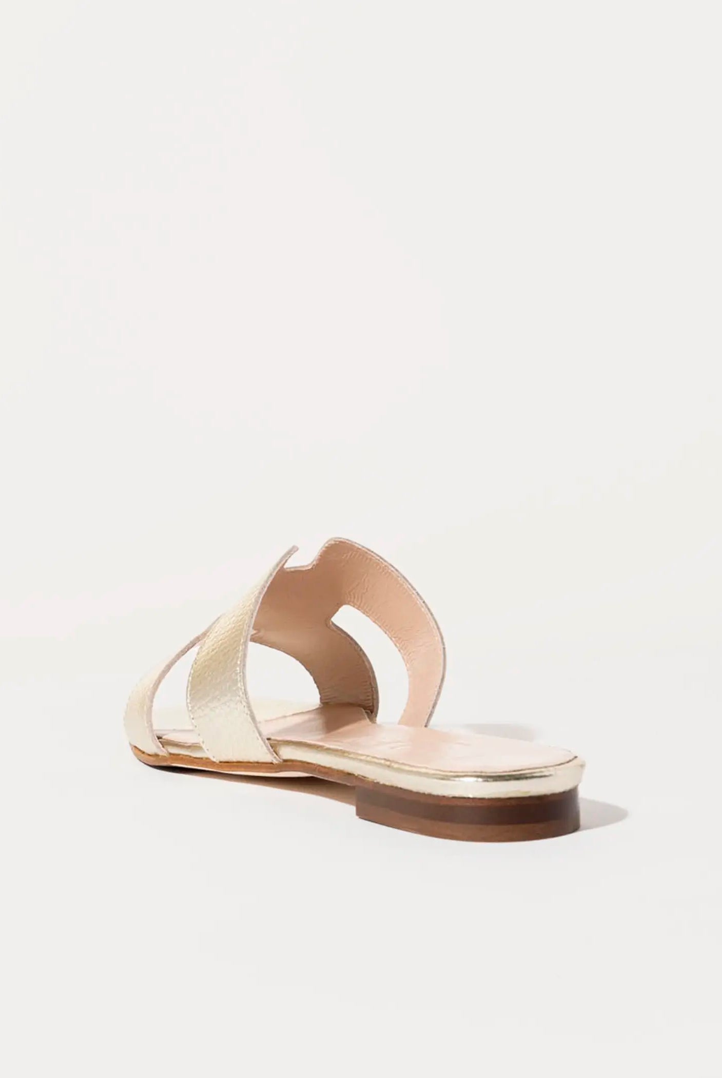 swatch_platino leather leather cutout sandal flat sandals