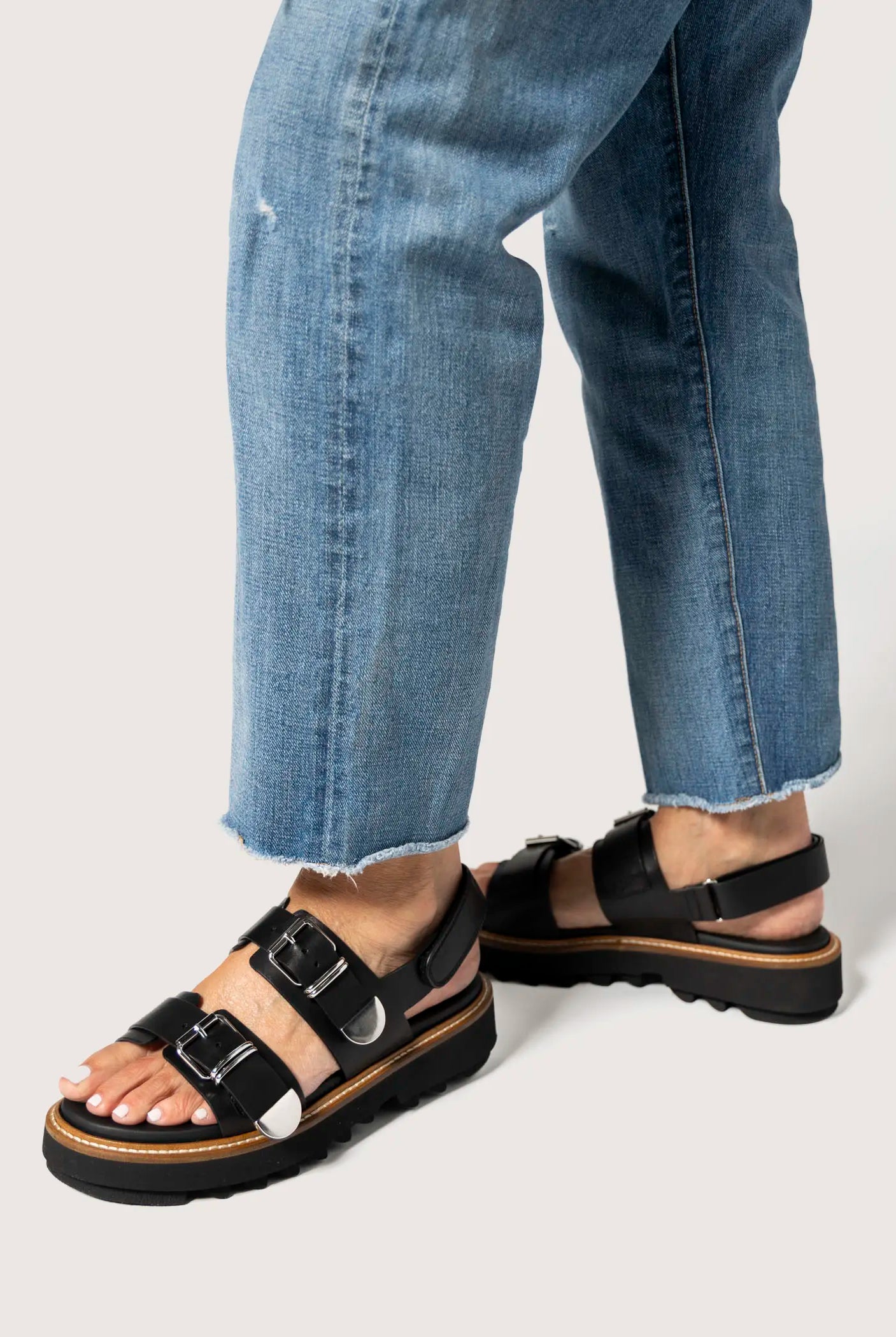 swatch_black leather comfort leather sandal platform sandals
