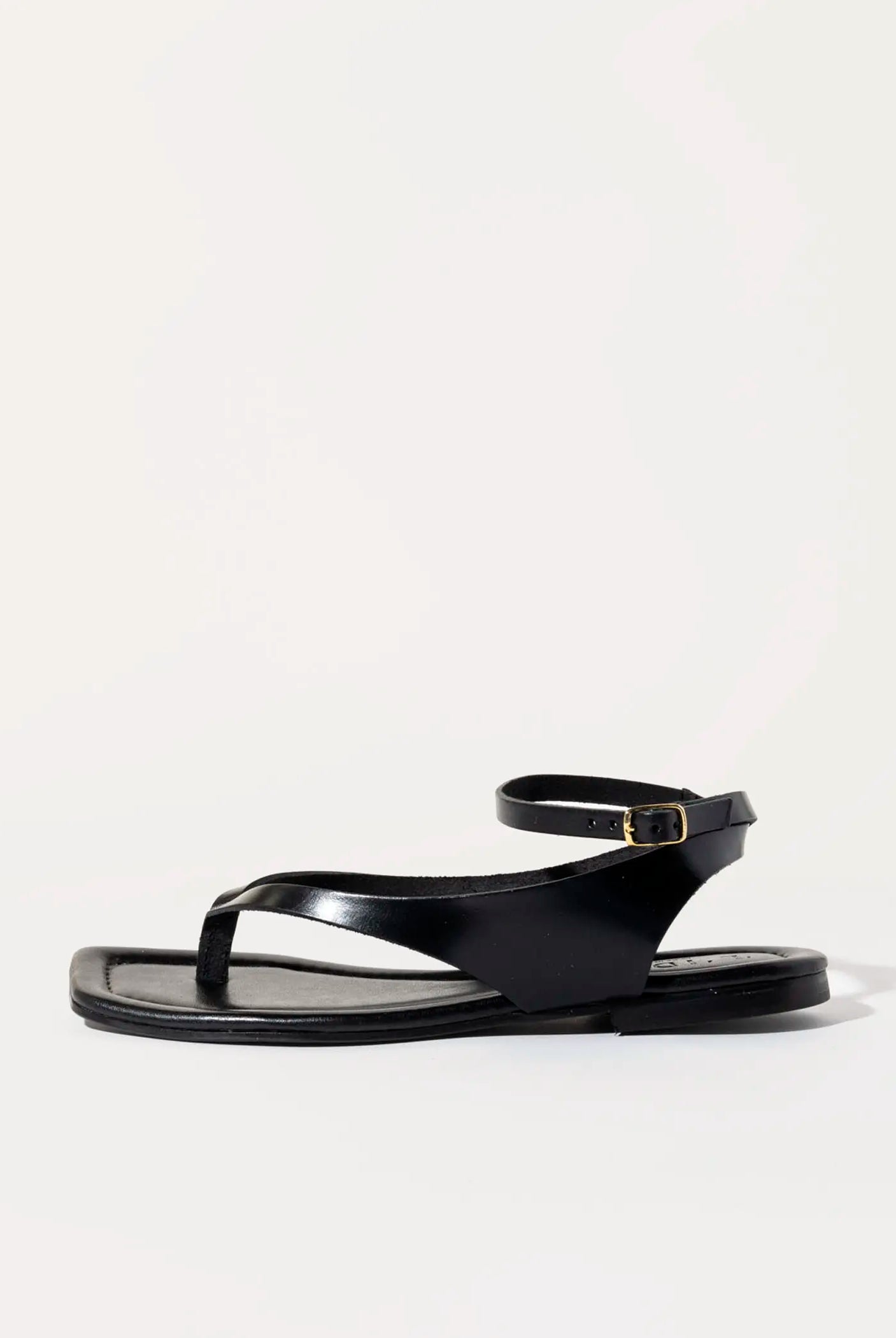 swatch_black leather flat thong sandal flat sandals