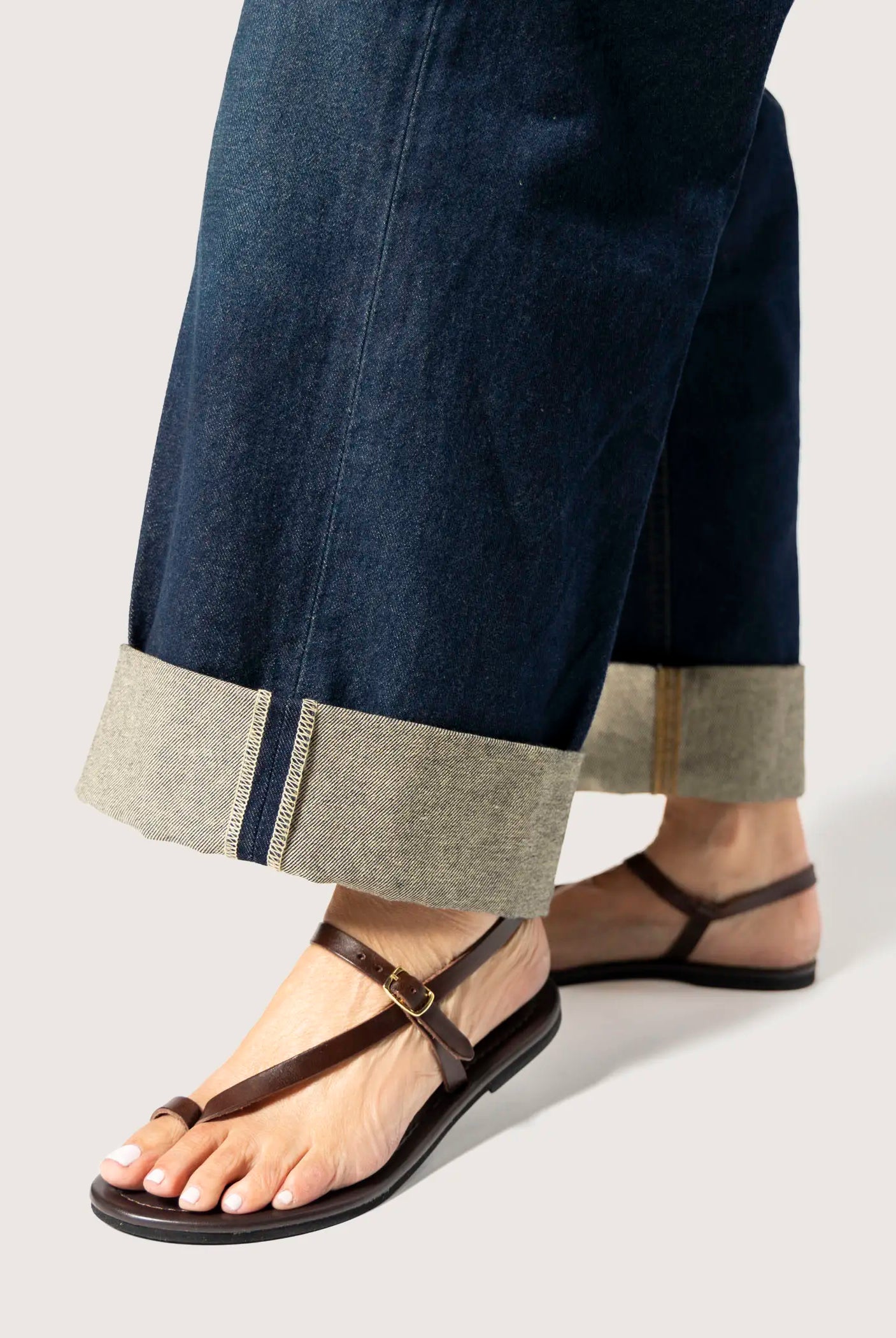 swatch_dark brown leather strappy leather sandal flat sandals