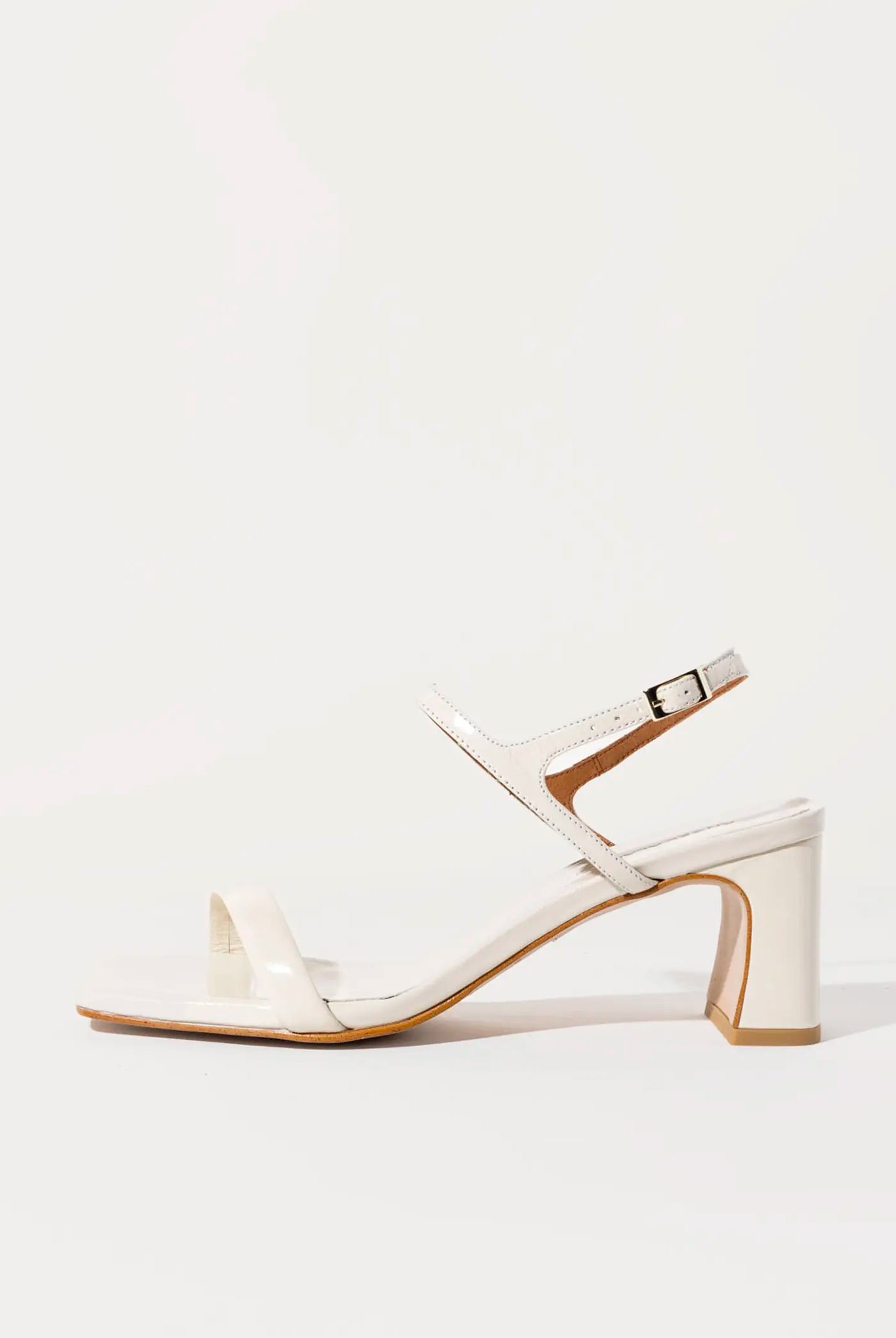 swatch_vanilla patent dominique leather sandal heeled sandals