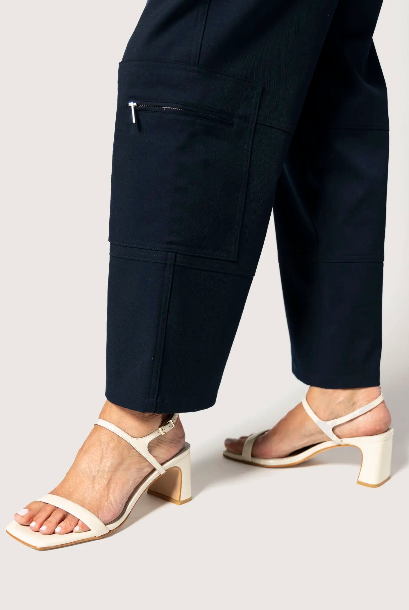 swatch_vanilla patent dominique leather sandal heeled sandals