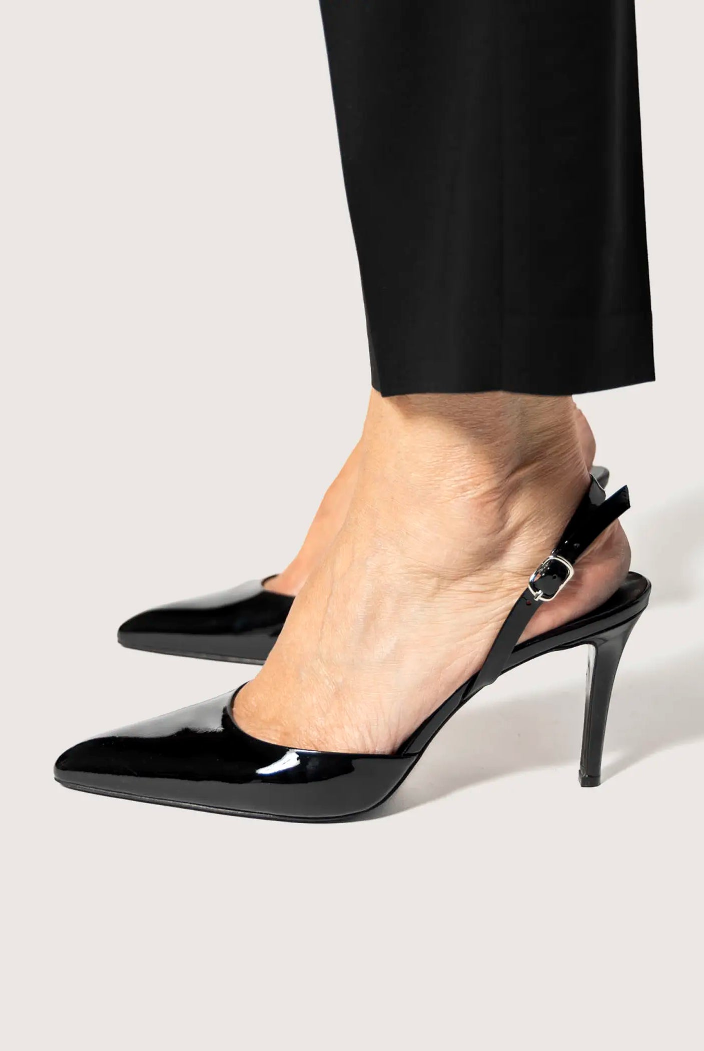 swatch_black patent two piece pump heels