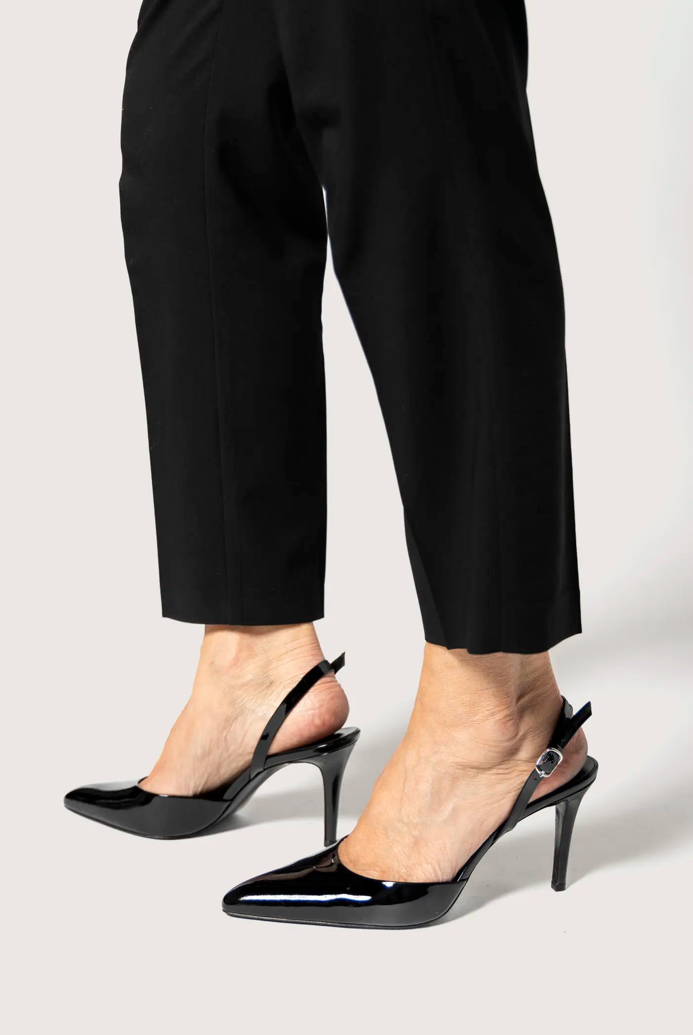 swatch_black patent two piece pump heels