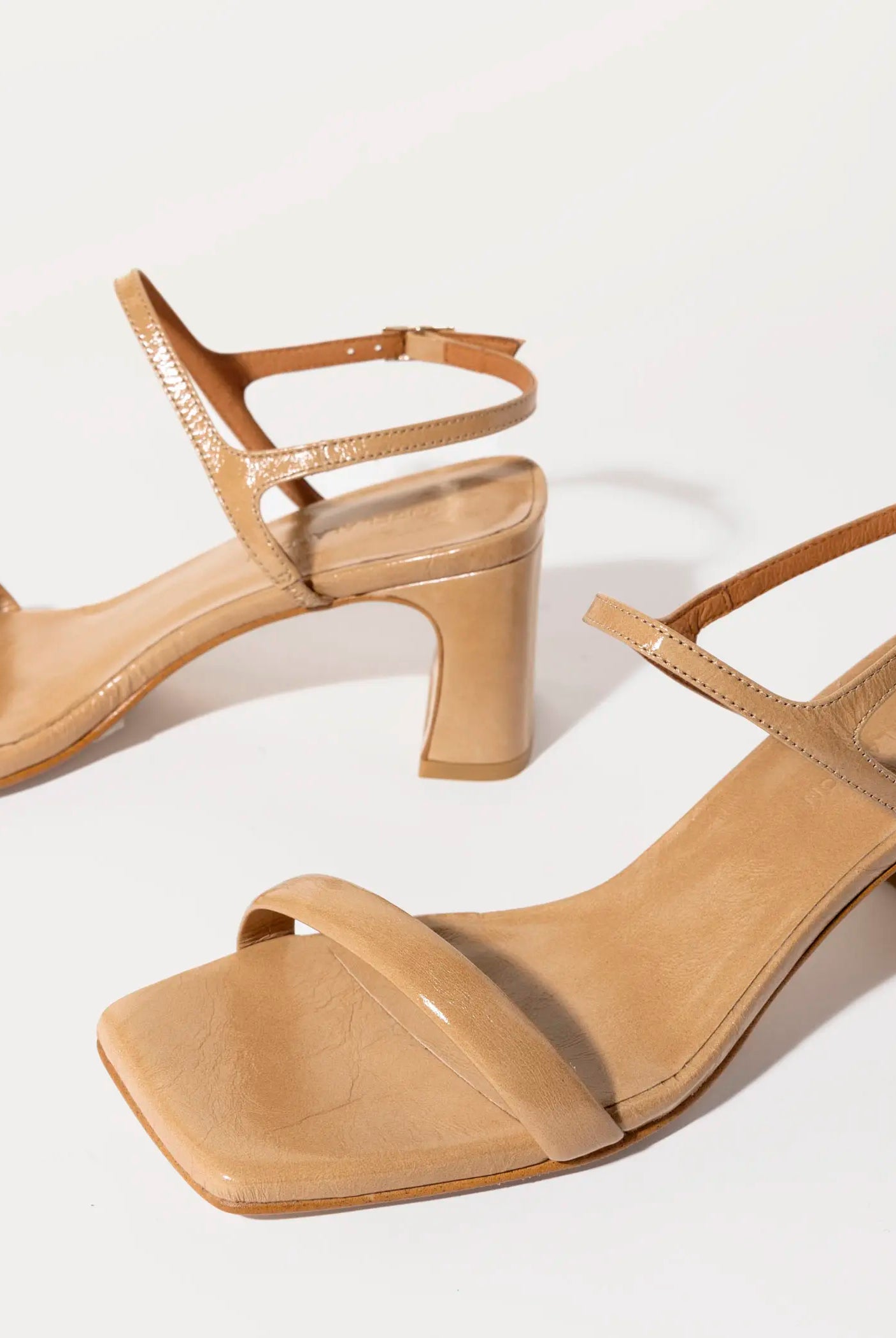 swatch_honey patent dominique leather sandal heeled sandals