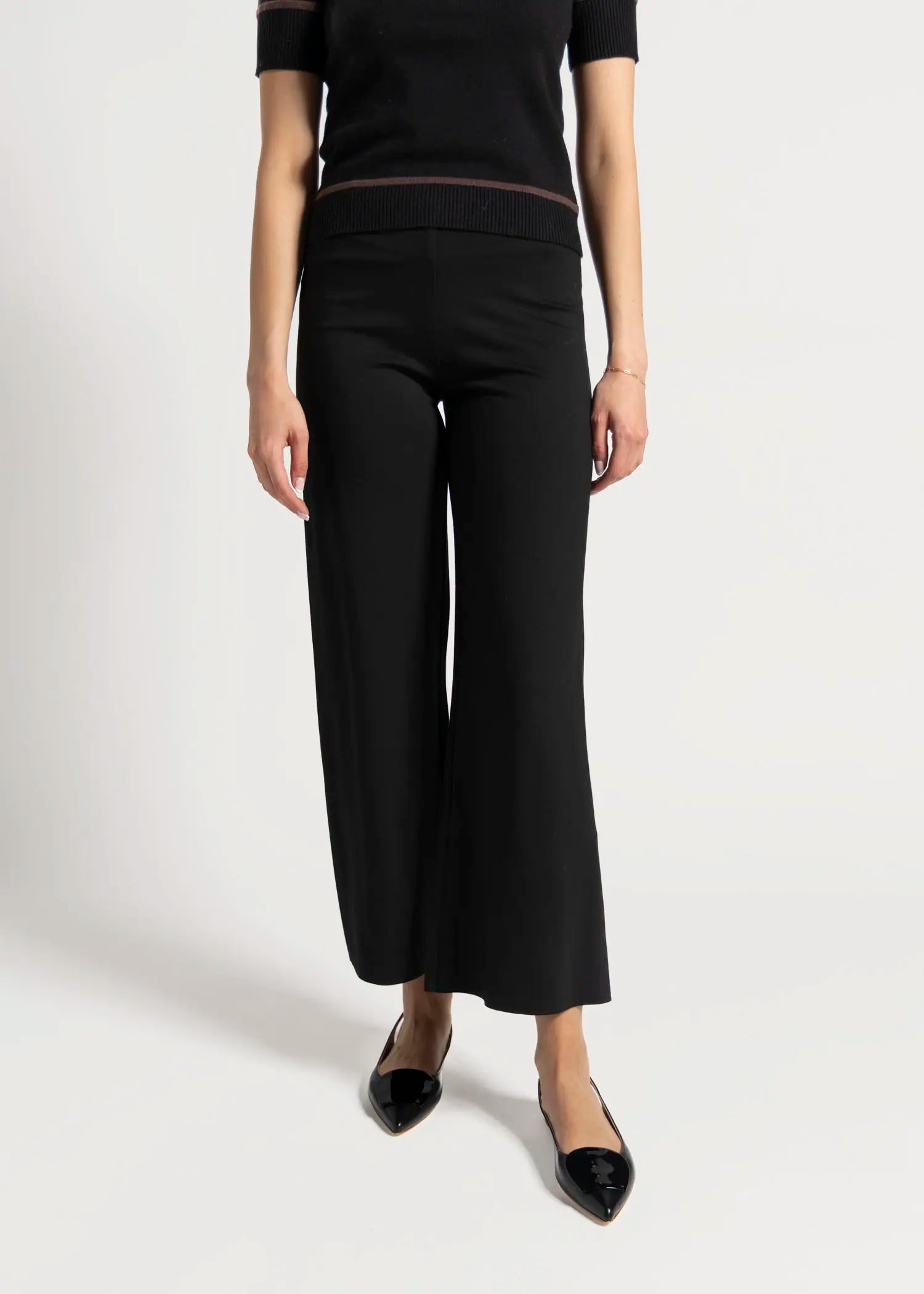 swatch_black erin wide leg pant apparel