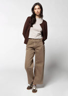 swatch_Tannin pistola kyra jean