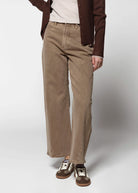 swatch_Tannin pistola kyra jean