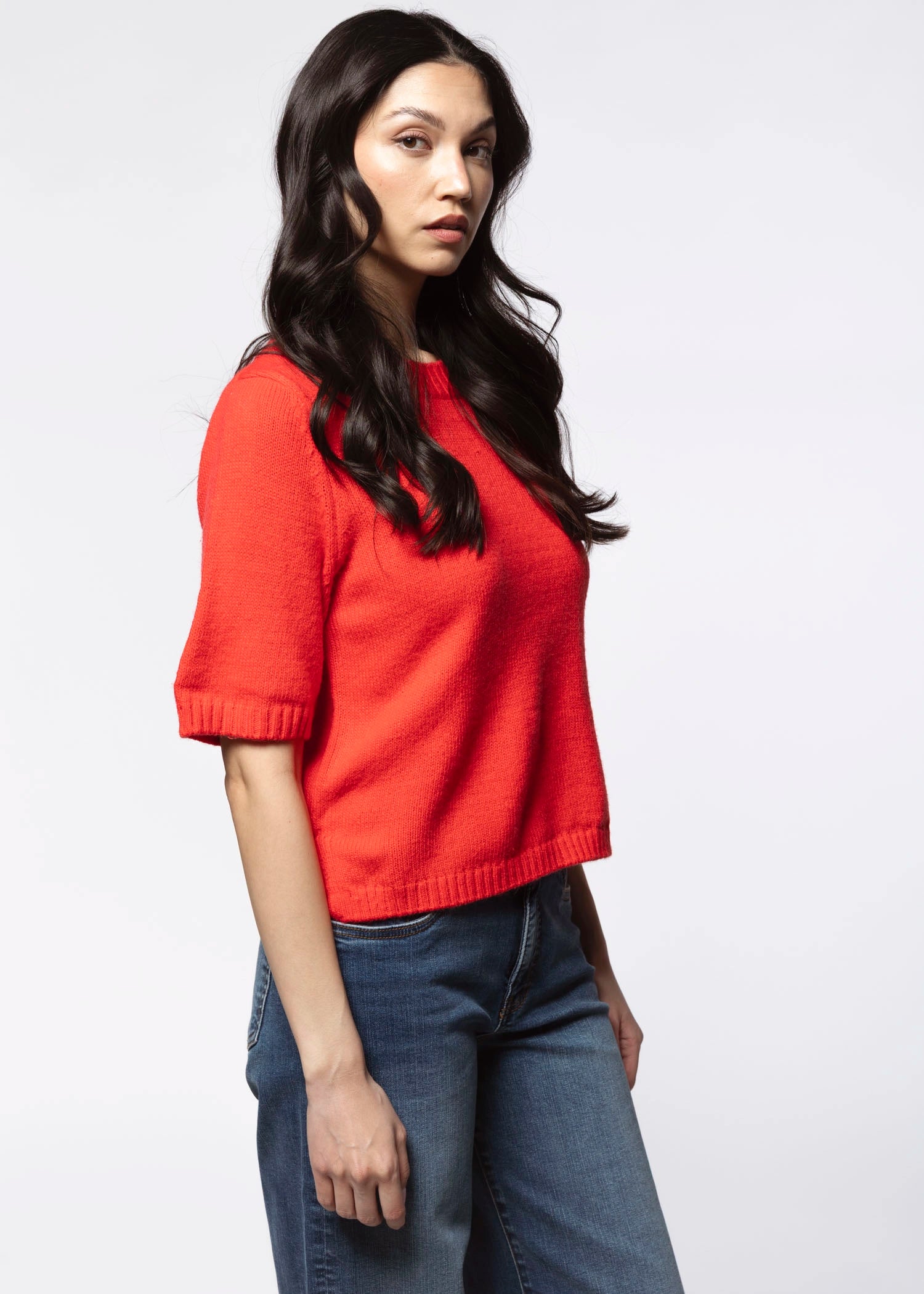 swatch_Tulip sanctuary perfect sweater tee