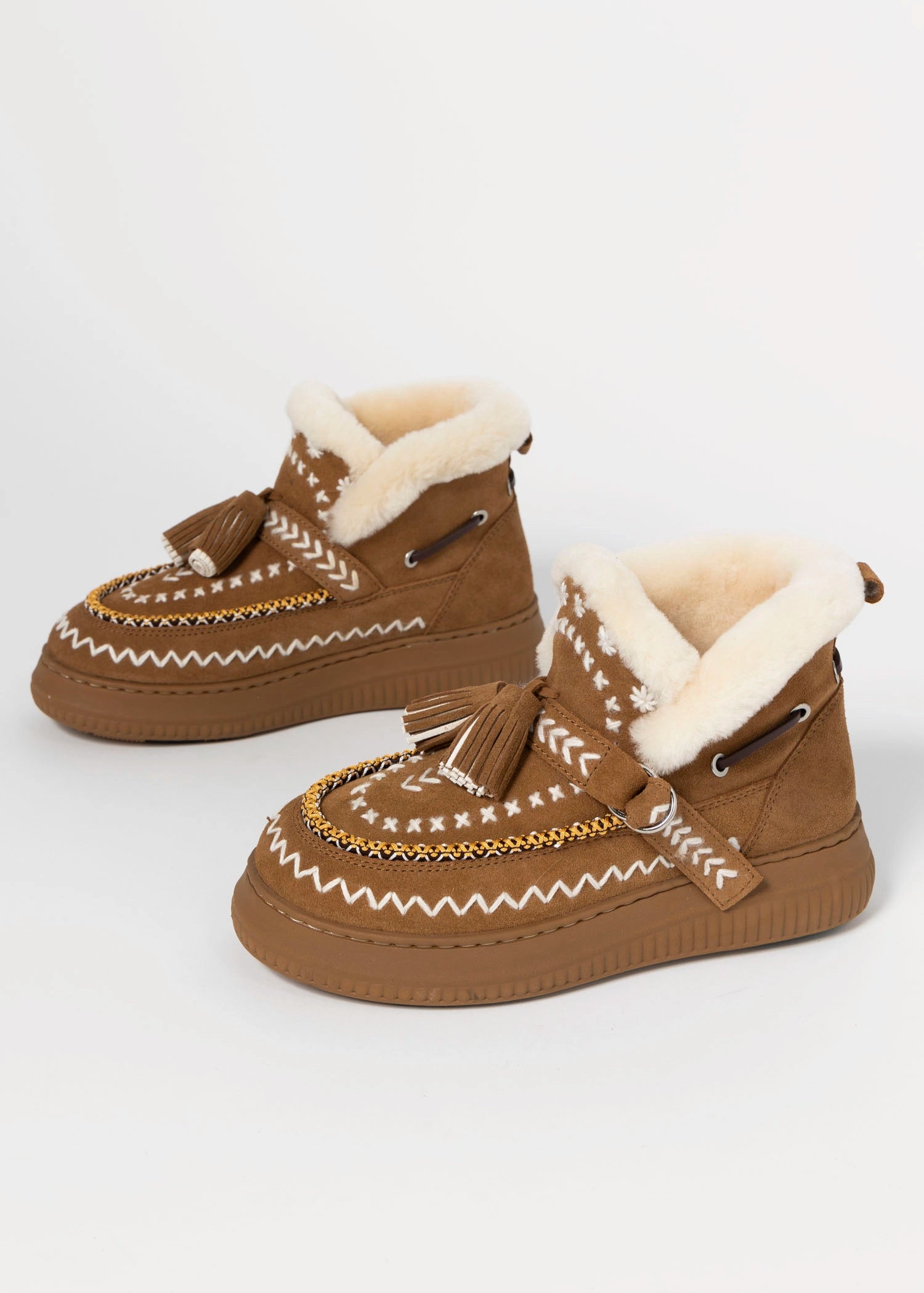 swatch_Camel Suede shearling lined bootie