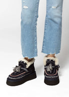 swatch_Navy Haircalf shearling lined boot