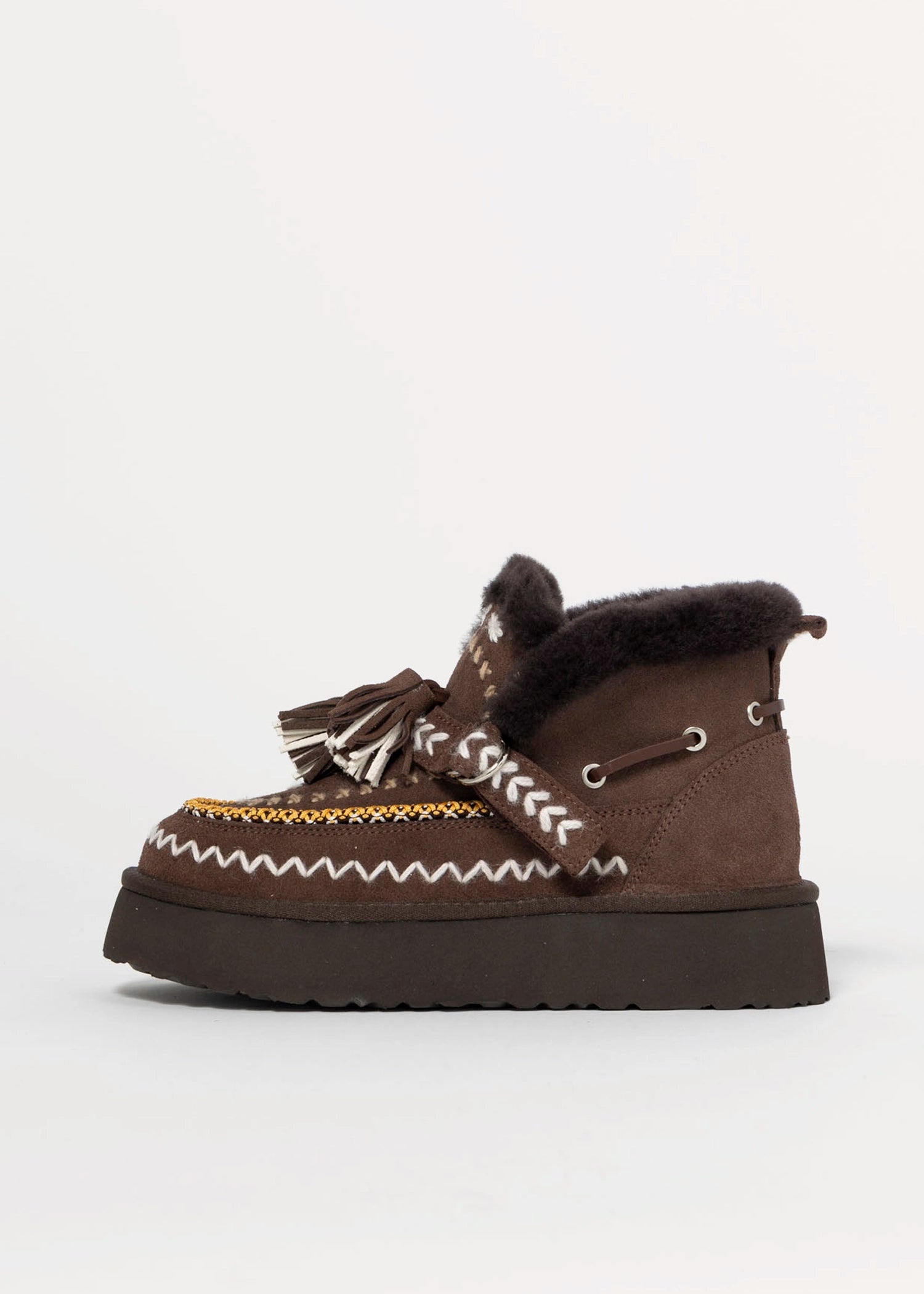 swatch_Coffee Suede shearling lined boot