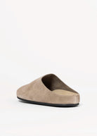 swatch_Taupe Suede steve madden fern clog