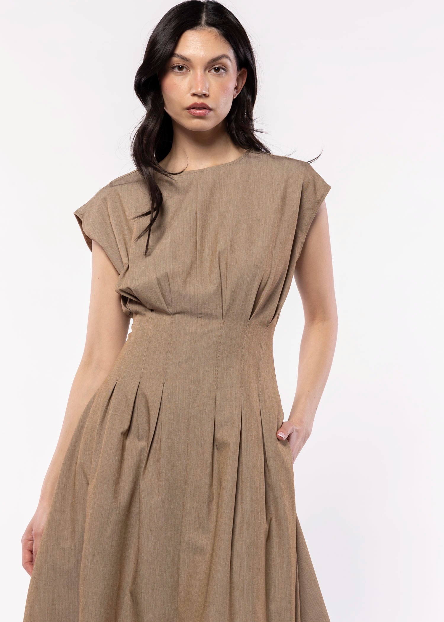 swatch_Beige thml pleated detail maxi dress