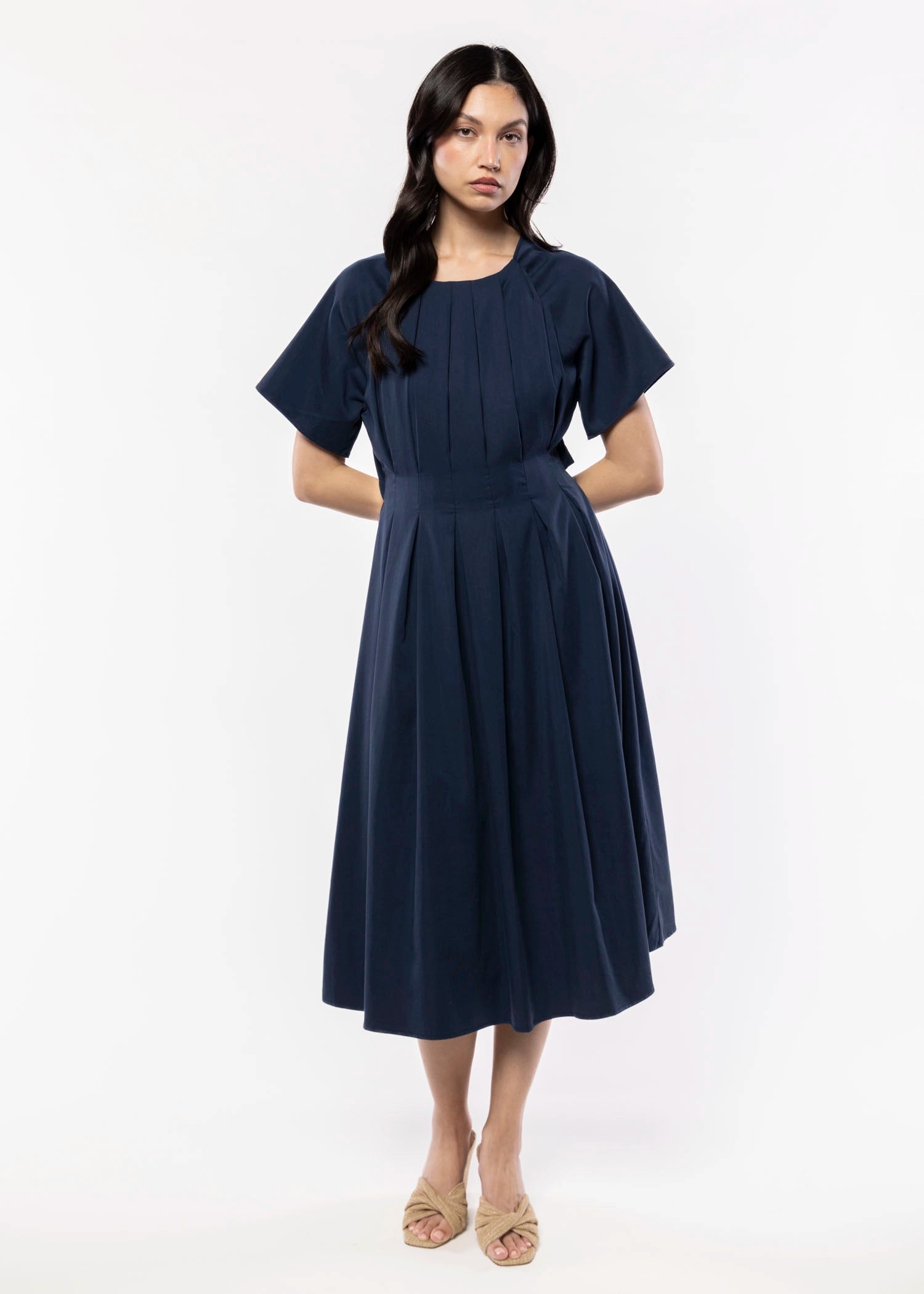swatch_Navy sadie and sage hometown midi dress