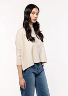 swatch_Ecru kerisma aja ortho sweater