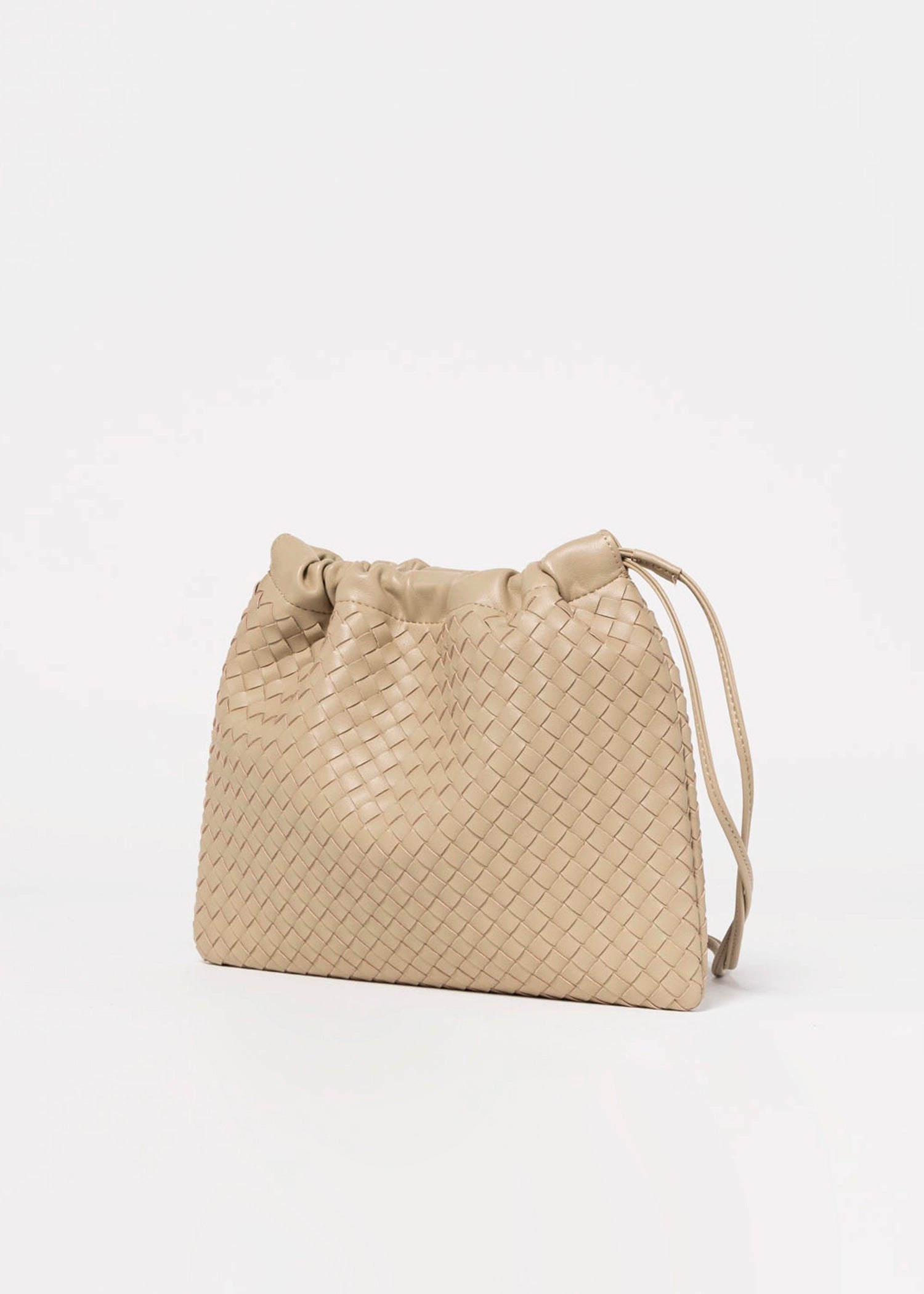 swatch_Taupe woven leather crossbody
