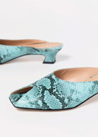swatch_Turquoise Snake leather peep toe mule L'idea