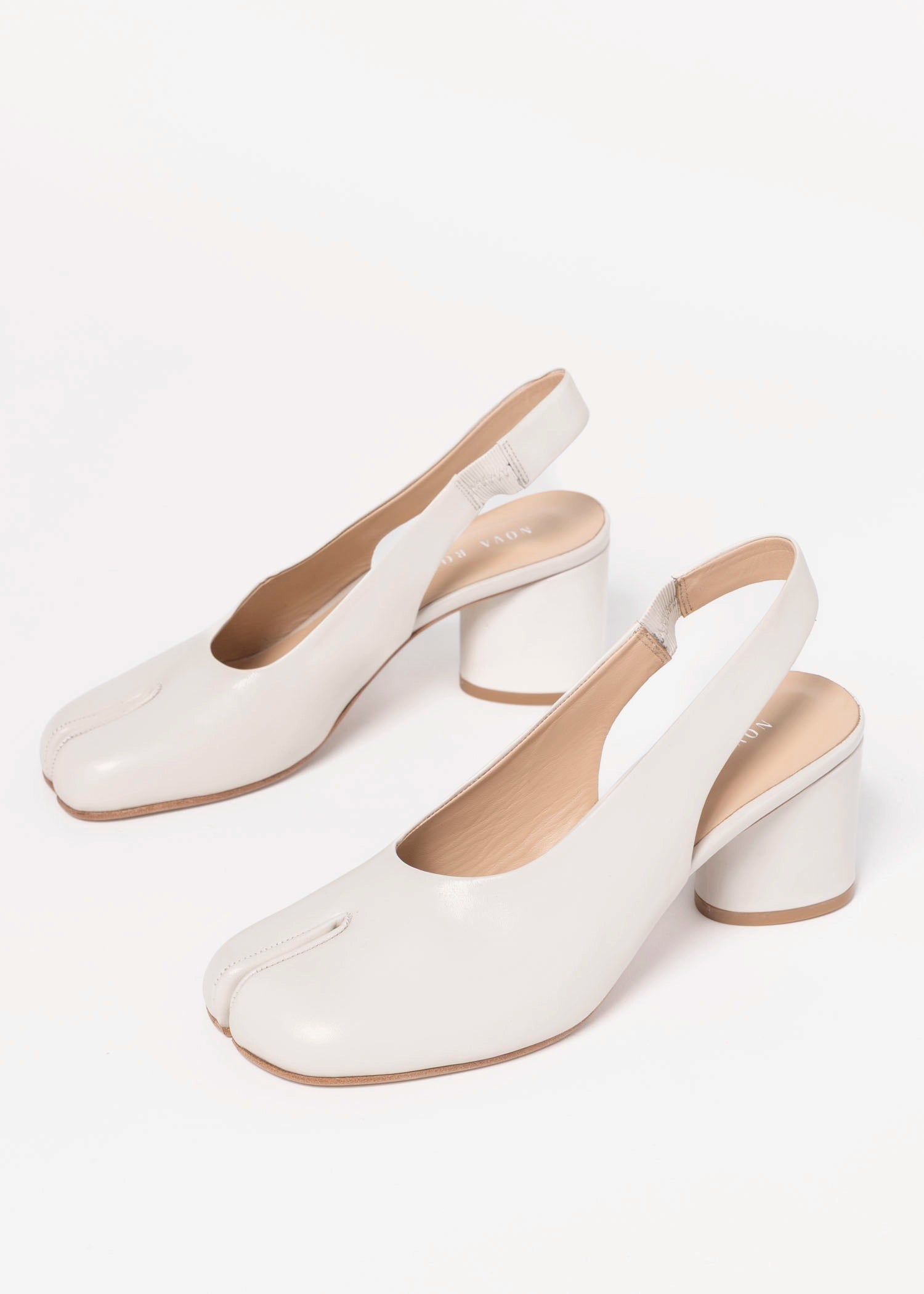 swatch_Bone Leather tabi slingback pump