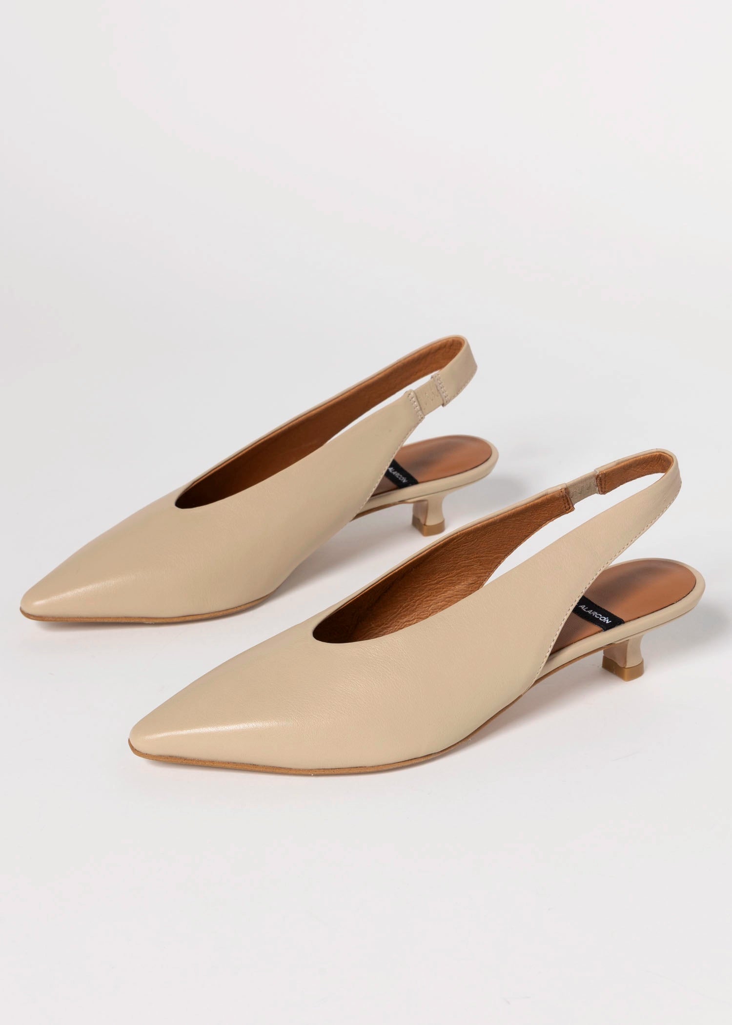 swatch_Latte Leather angel alarcon slingback kitten heel
