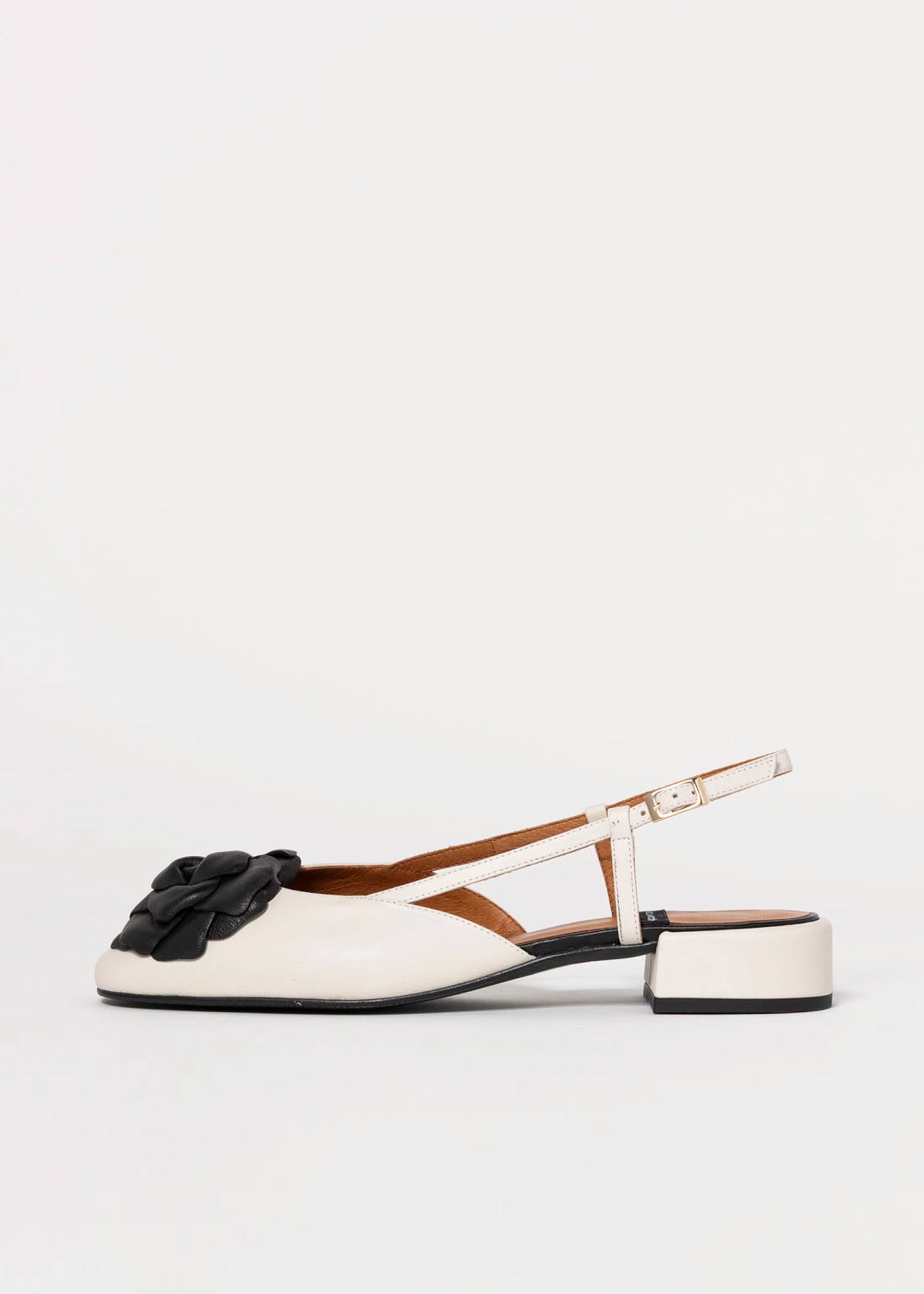 swatch_Ivory/Black florence leather slingback angel alarcon