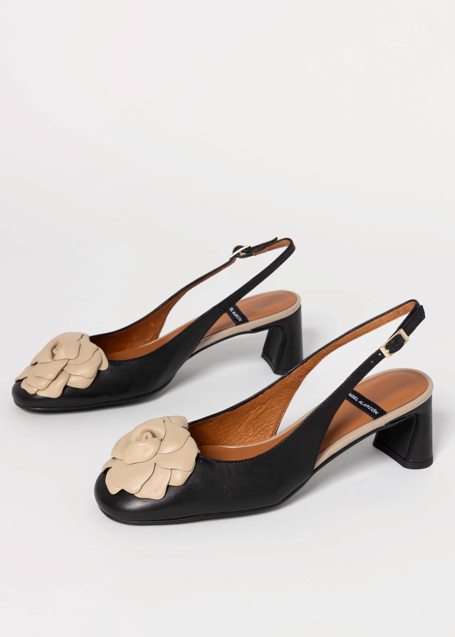swatch_Black/Latte angel alarcon slingback pump