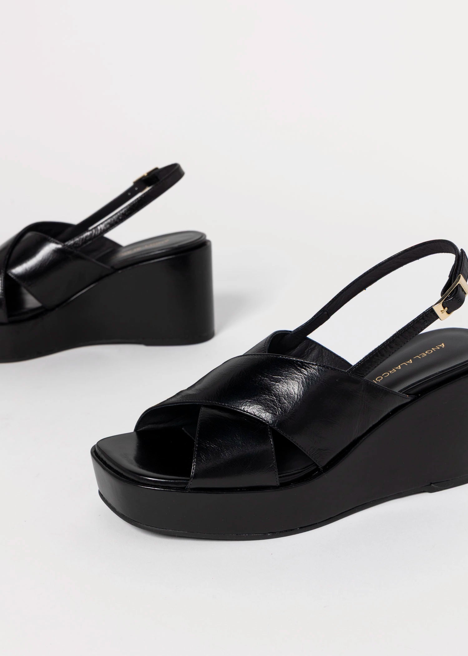 swatch_Black Leather stefenia platform sandal angel alarcon