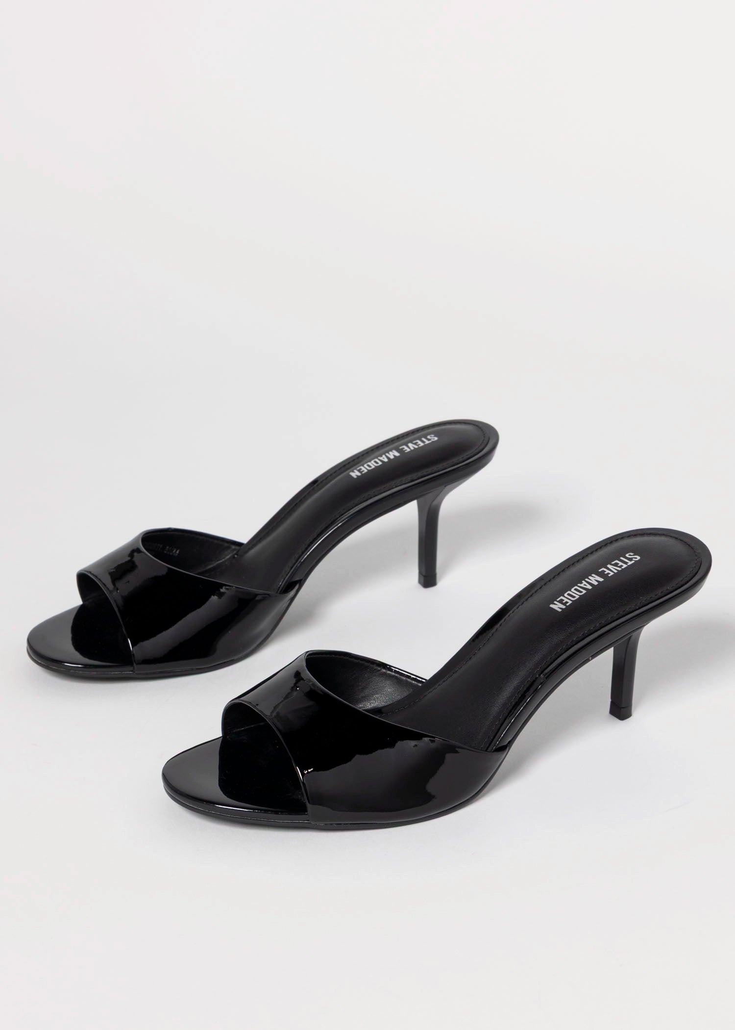 swatch_Black Patent steve madden kendrix heeled sandal