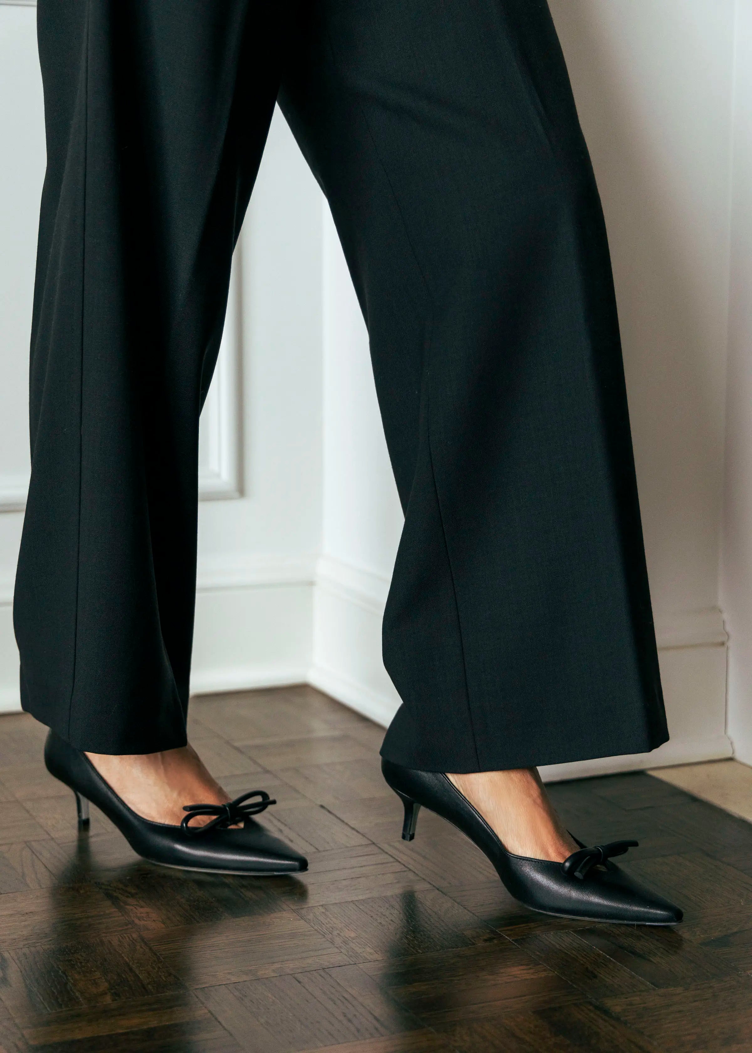 swatch_black leather david leather pump heels