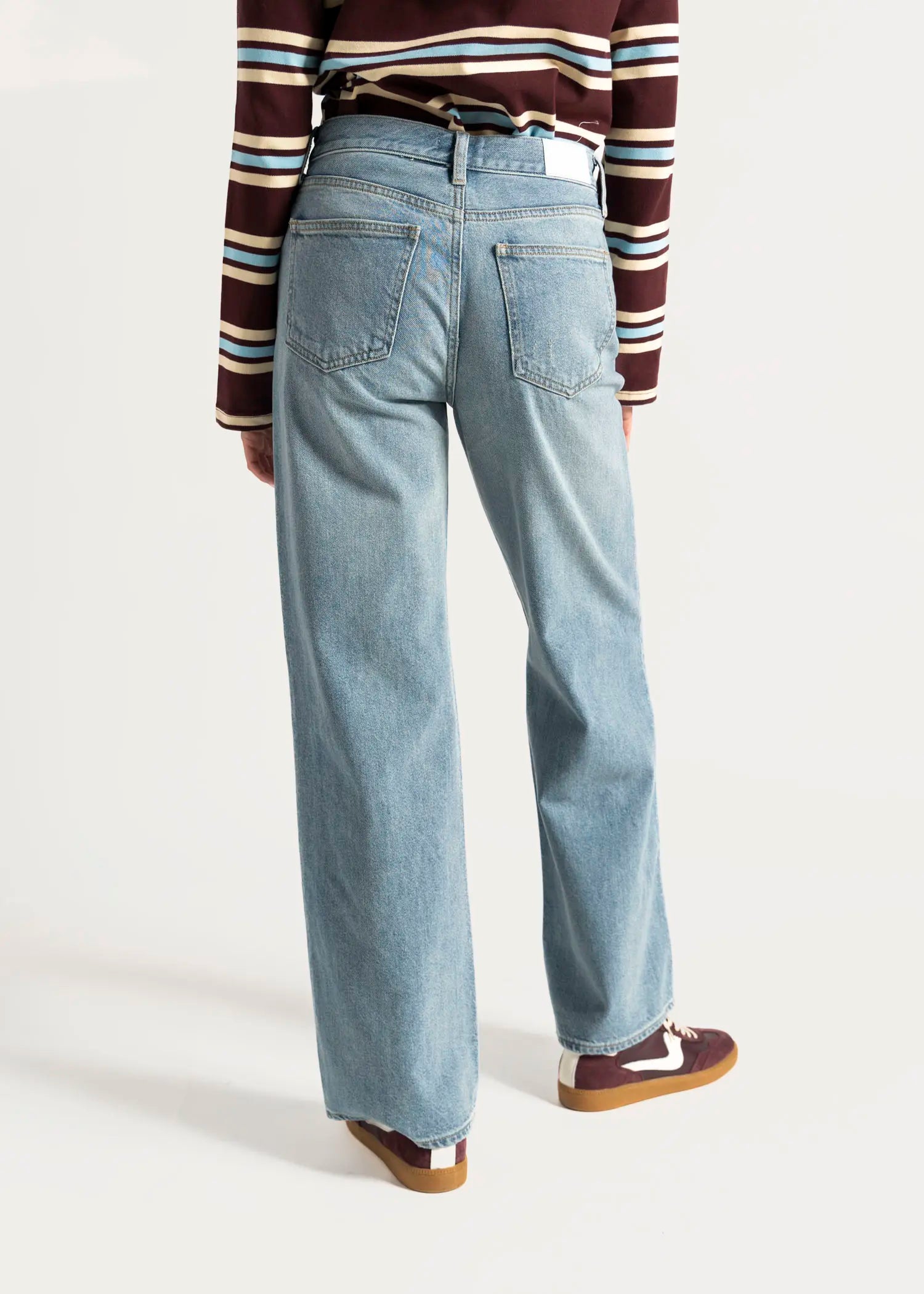 swatch_blue hendrix relaxed jean apparel