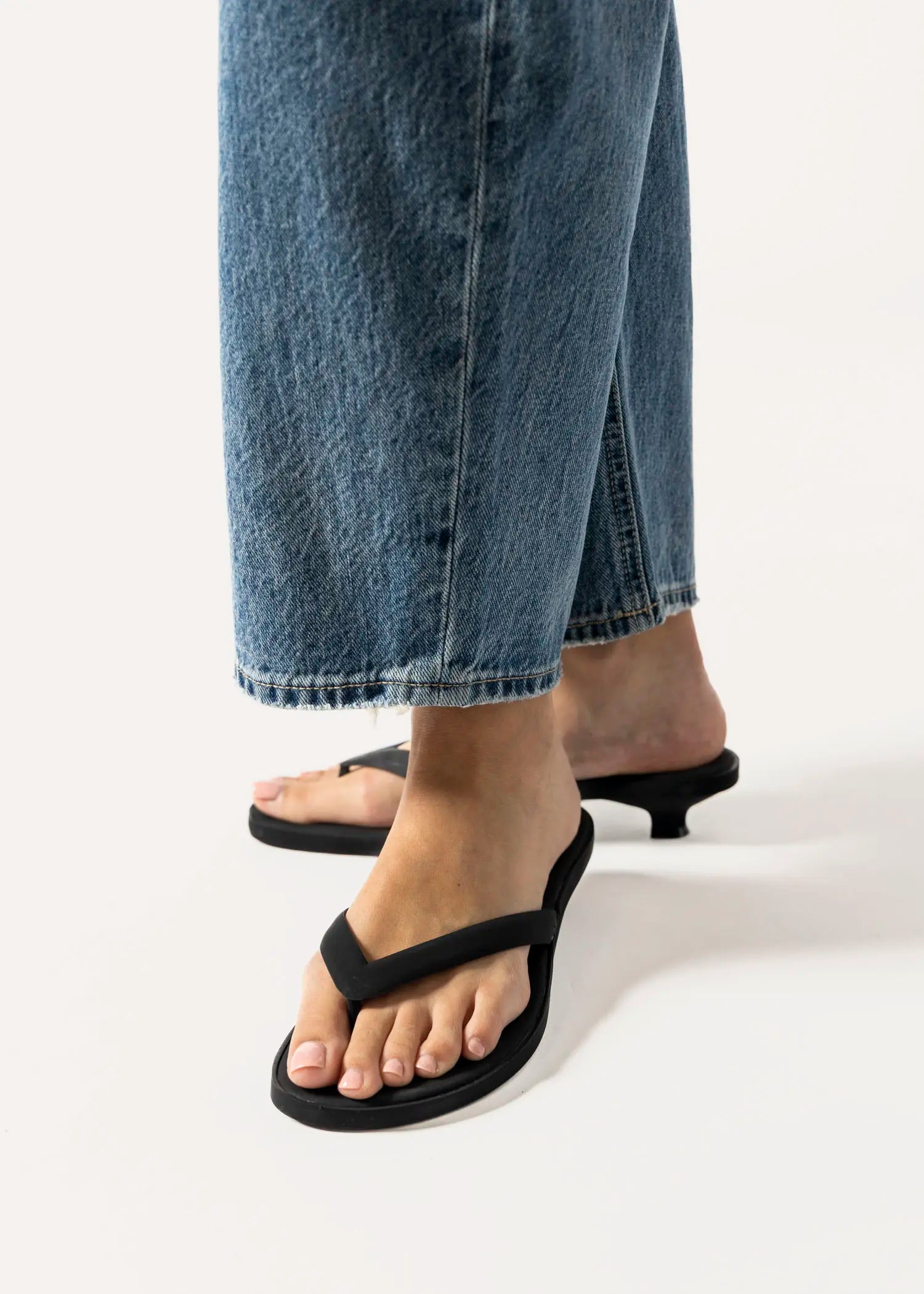 swatch_black lollipop kitten heel sandal heeled sandals