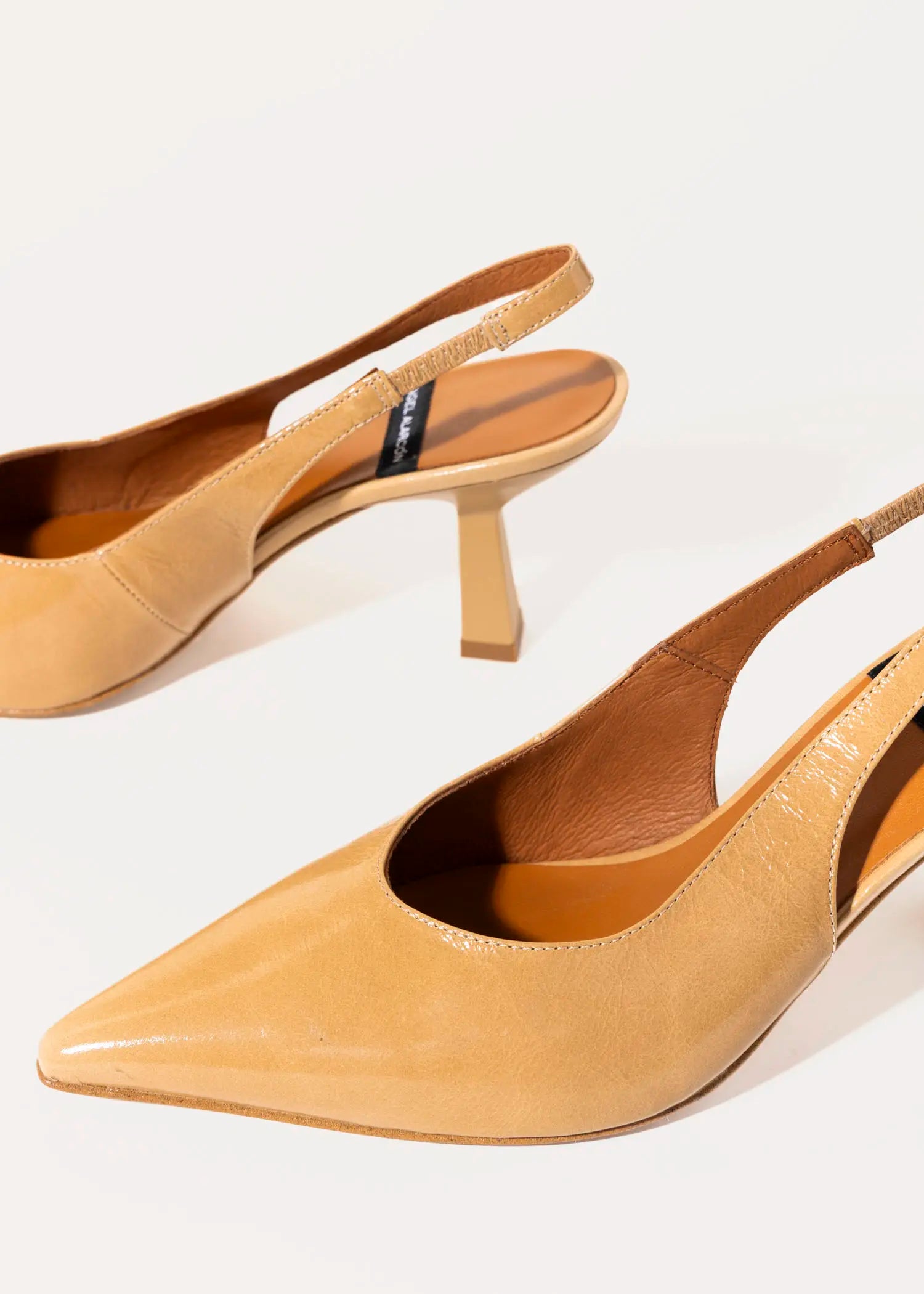 swatch_honey patent violette slingback heels