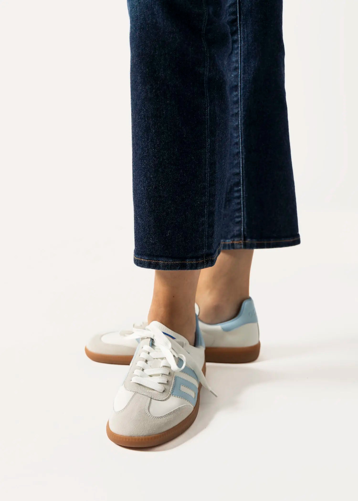 swatch_light blue cloud lace up sneaker shoes