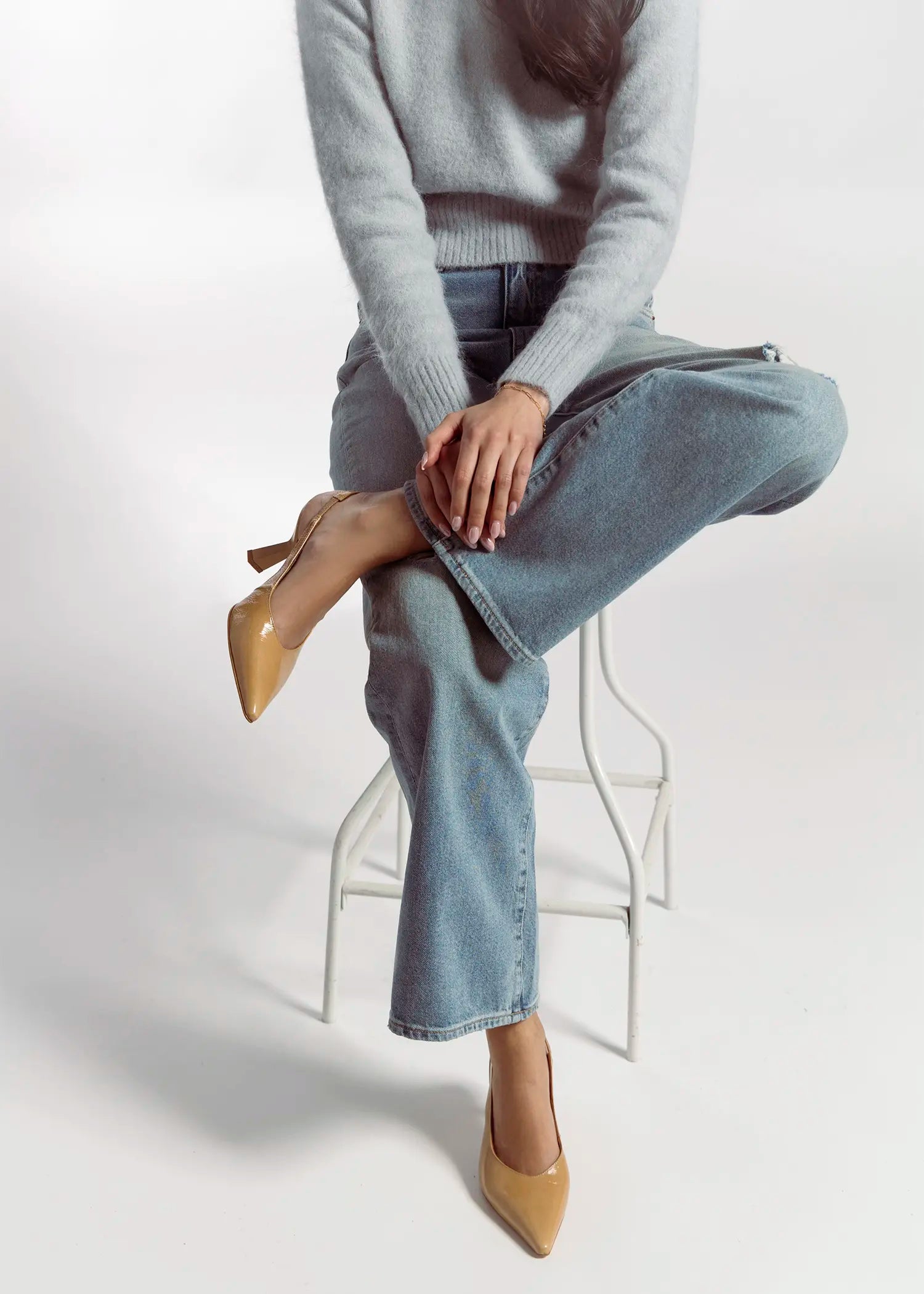 swatch_honey patent violette slingback heels