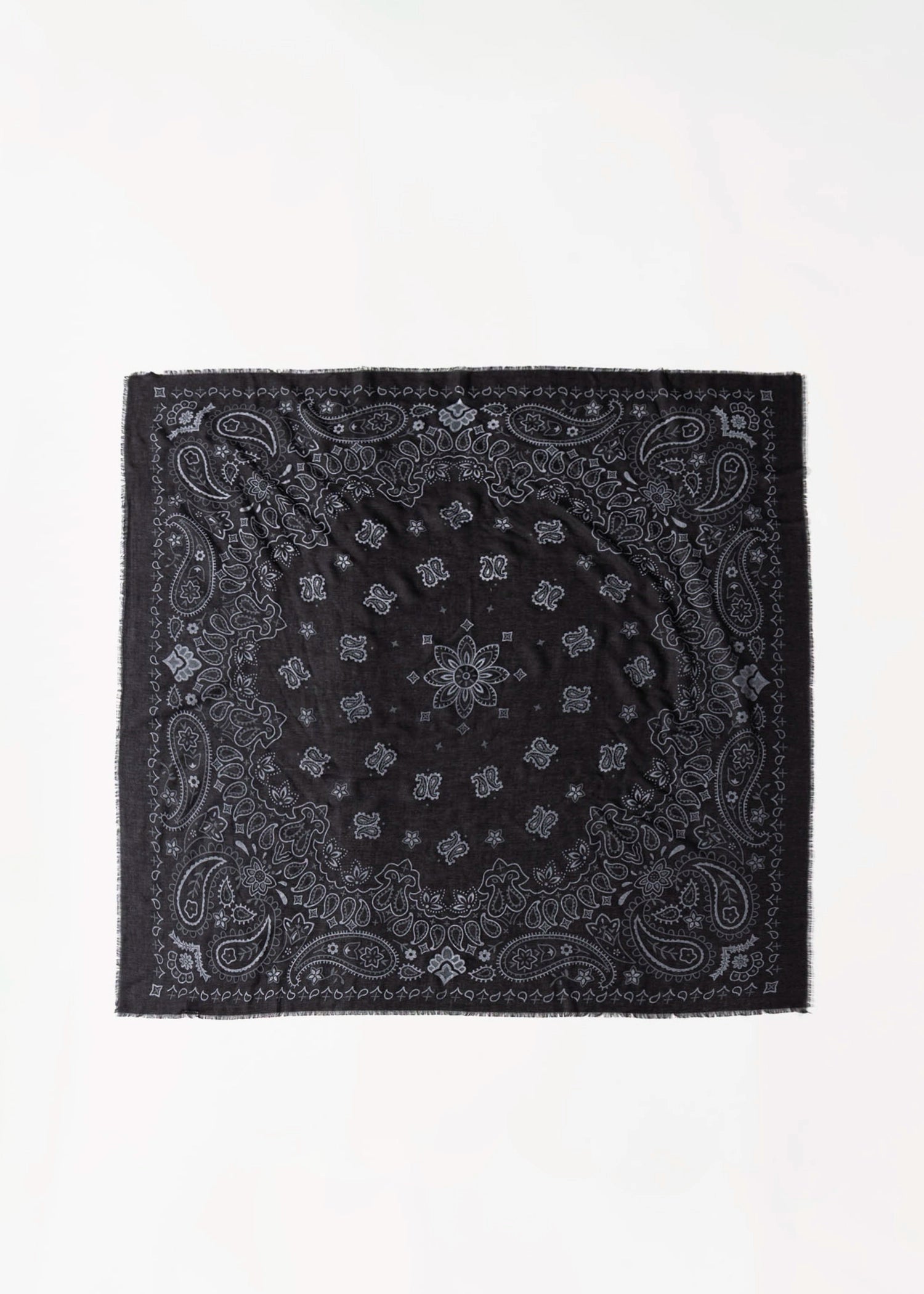 swatch_Black bandana scarf