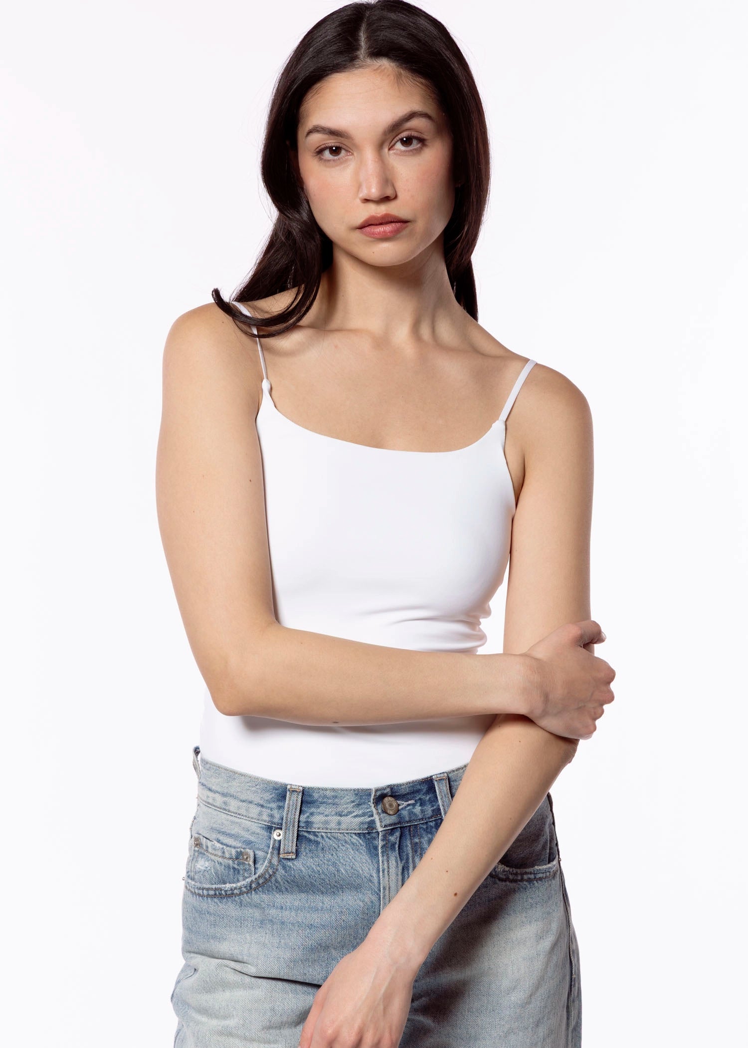 swatch_White rd style second skin perla cami